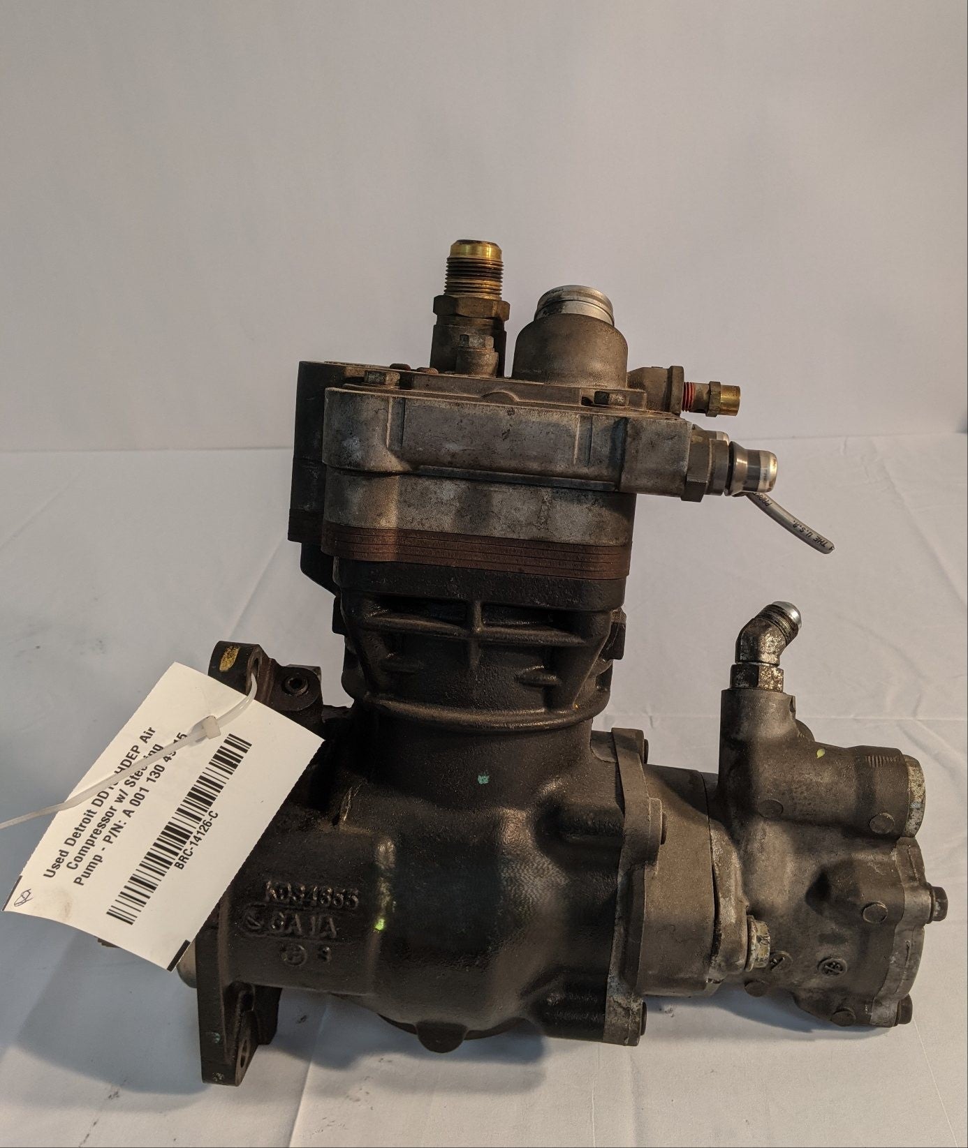 Used Detroit DD15 HDEP Air Compressor w/ Steering Pump - P/N: A 001 130 49 15