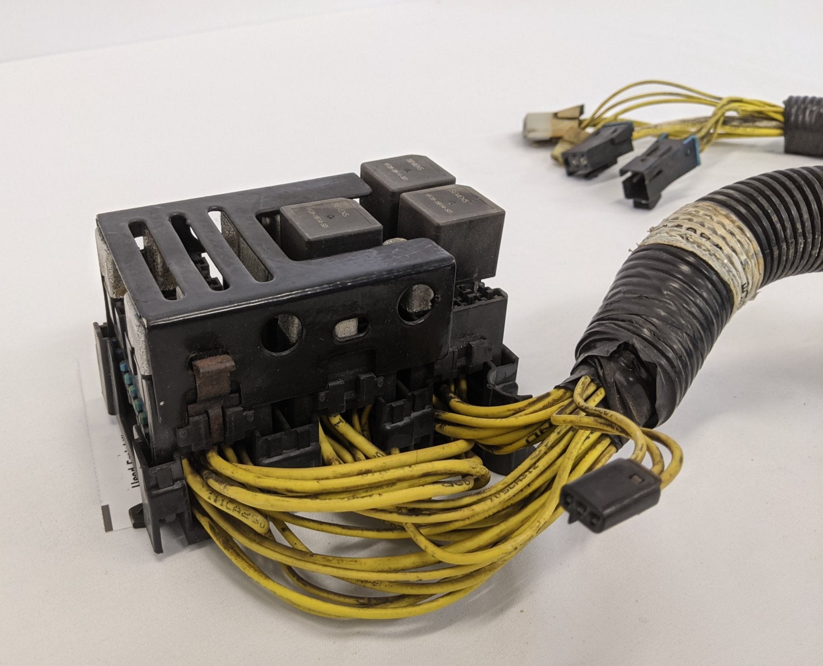 Used Freightliner Fuse Box Circuit Protection Wiring Harness -P/N A06-24054-003 (10096598712636)