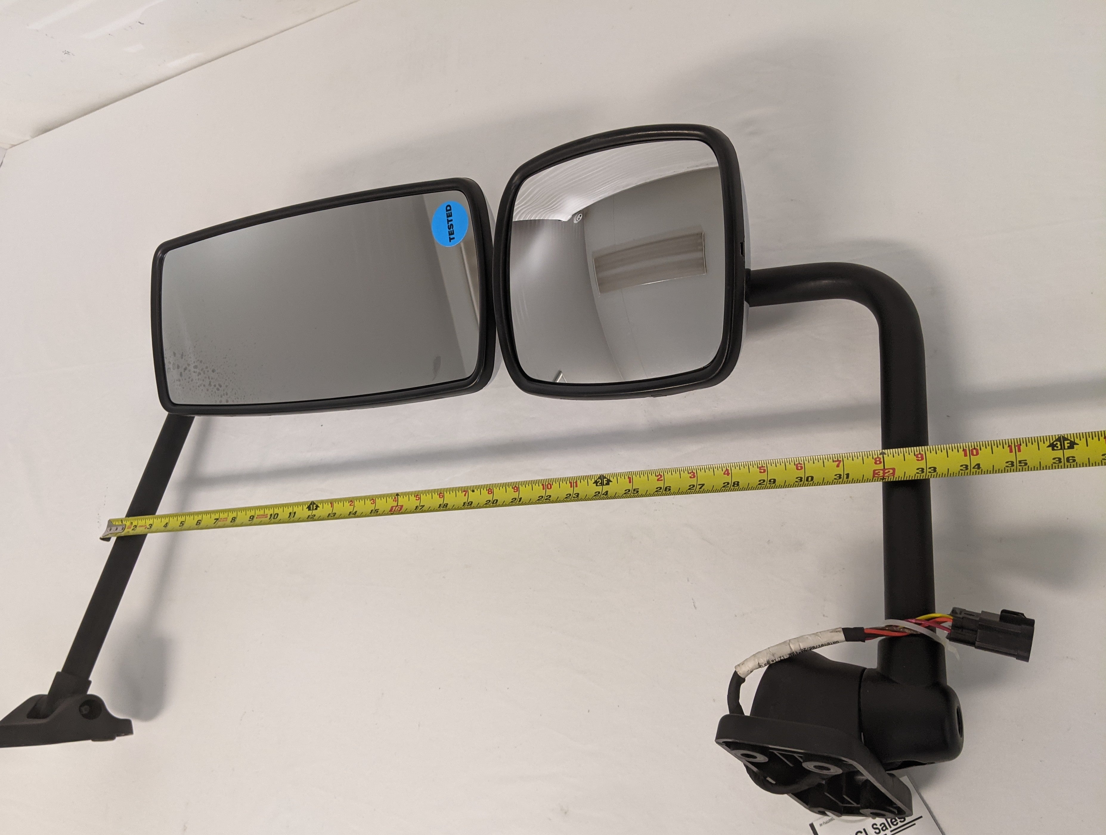 Damaged Freightliner M2 RH Remote Heated Chrome Door Mirror - P/N A22-74244-007 (6550110961750)