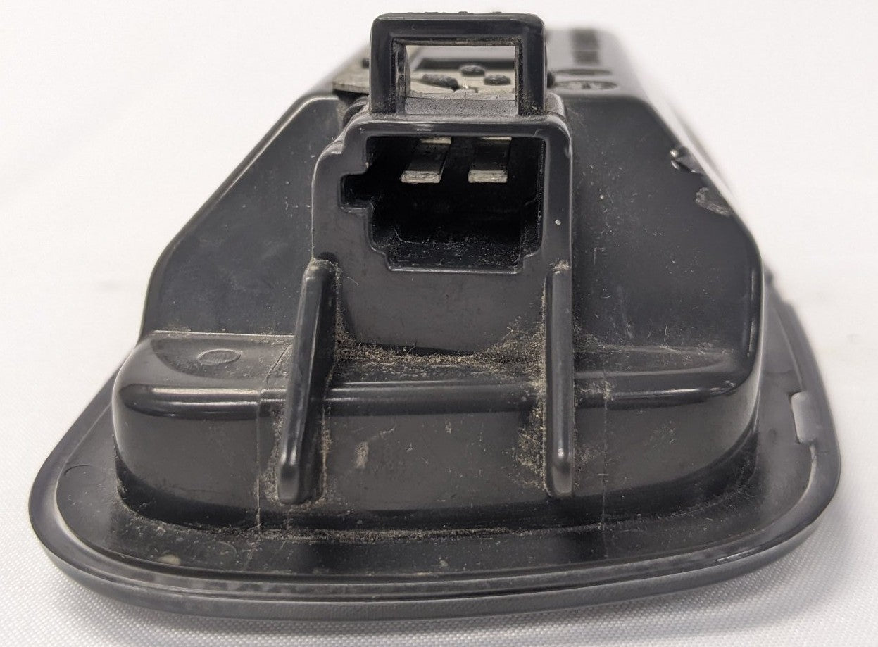 Used Freightliner Sleeper Reading Light - P/N  22-61003-000
