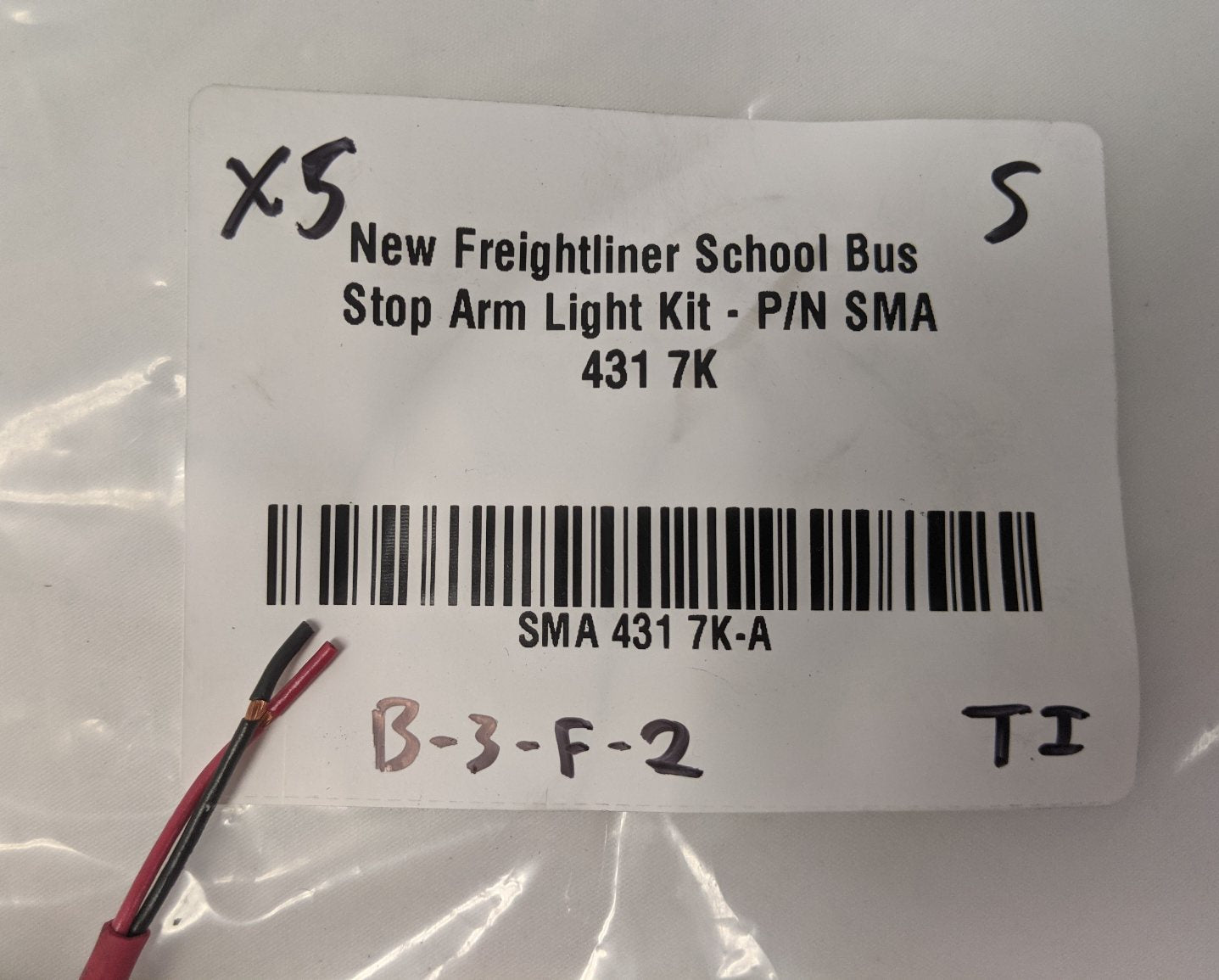 New Freightliner School Bus Stop Arm Light Kit - P/N SMA 431 7K