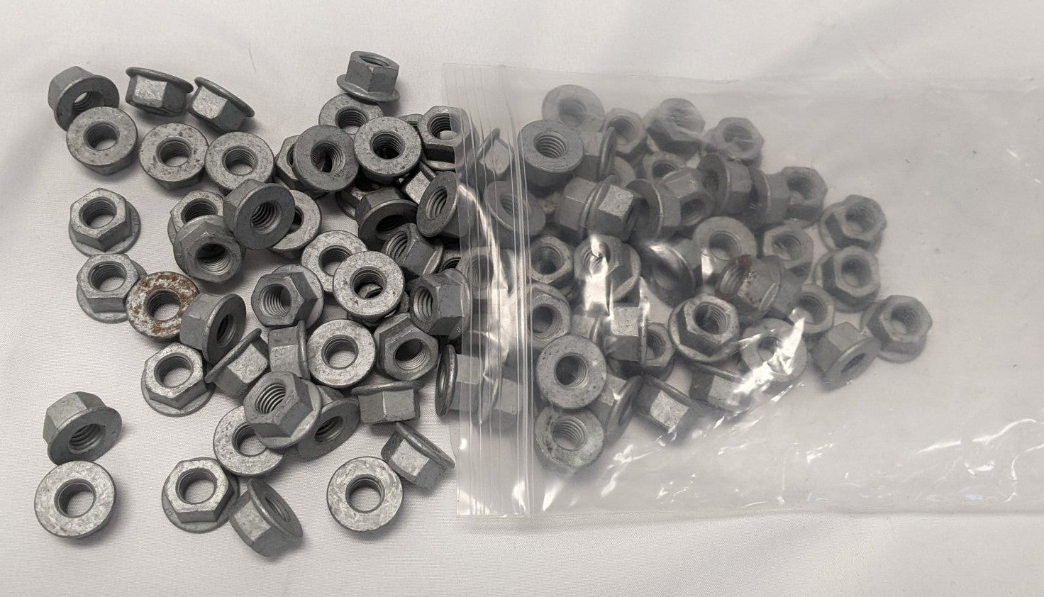 *Lot of 100* 10MM-1.5 Grade 10 Steel Galvanized Flange Lock Nuts