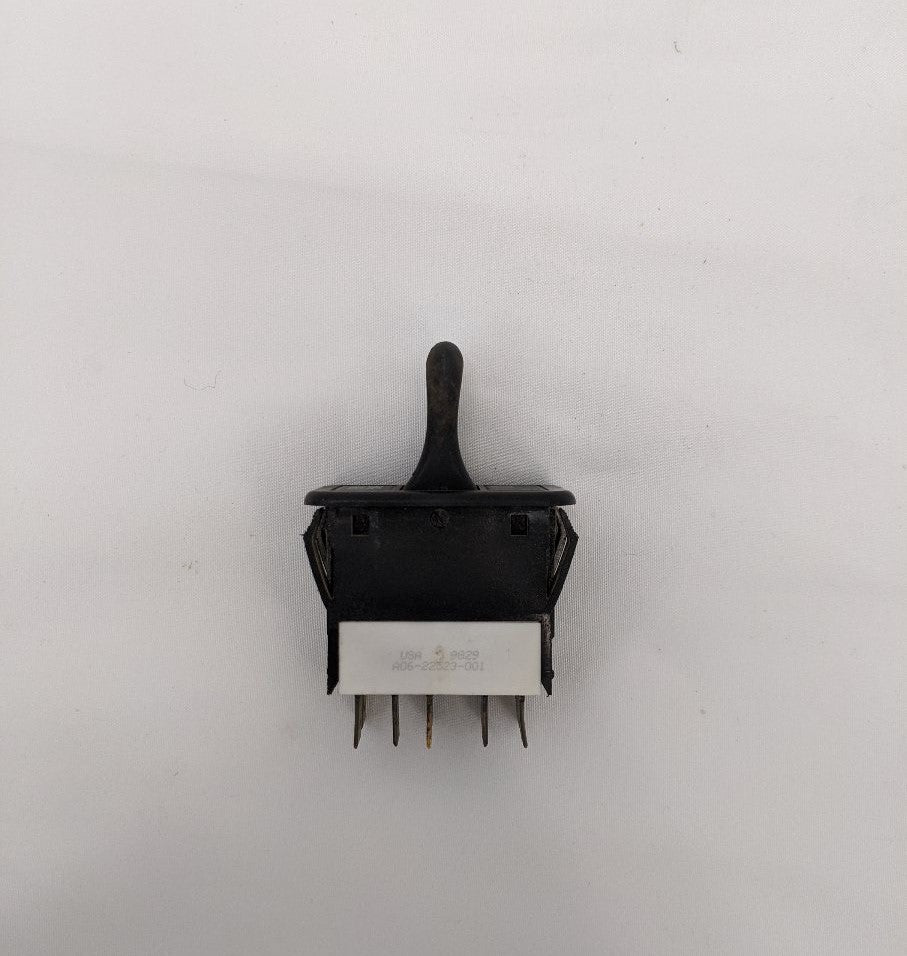 Used Freightliner 9 Pin Off/Lo/Hi Engine Brake Paddle Switch - P/N A06-22523-001 (10105396822332)