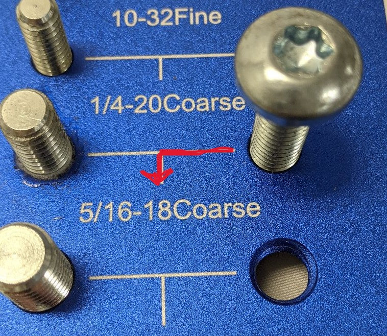 5/16"-18 x 1-1/2" Zinc Plated Pan Head Torx Machine Screws - Lot of 50 - T35 Fully Threaded