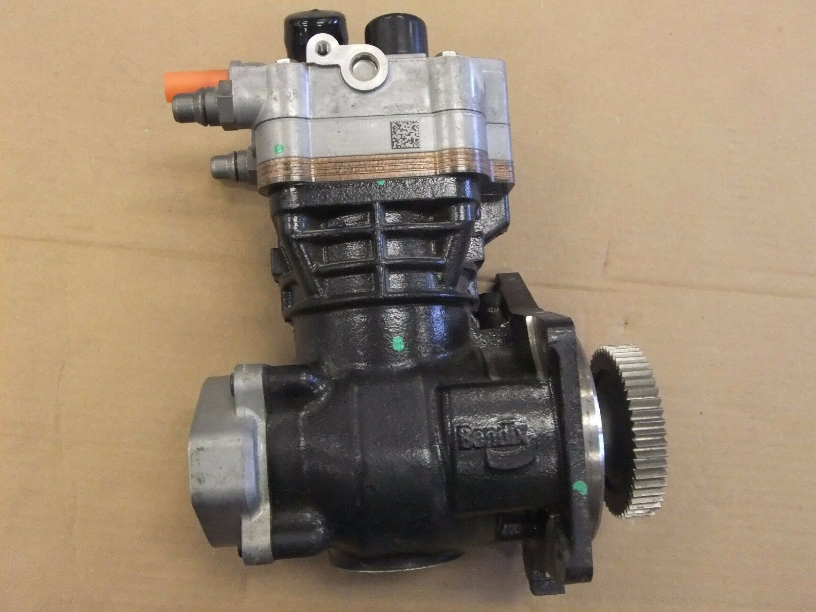 Bendix Detroit Diesel DD13 DD15 Air Compressor - P/N  BW K042437 (3939685367894)