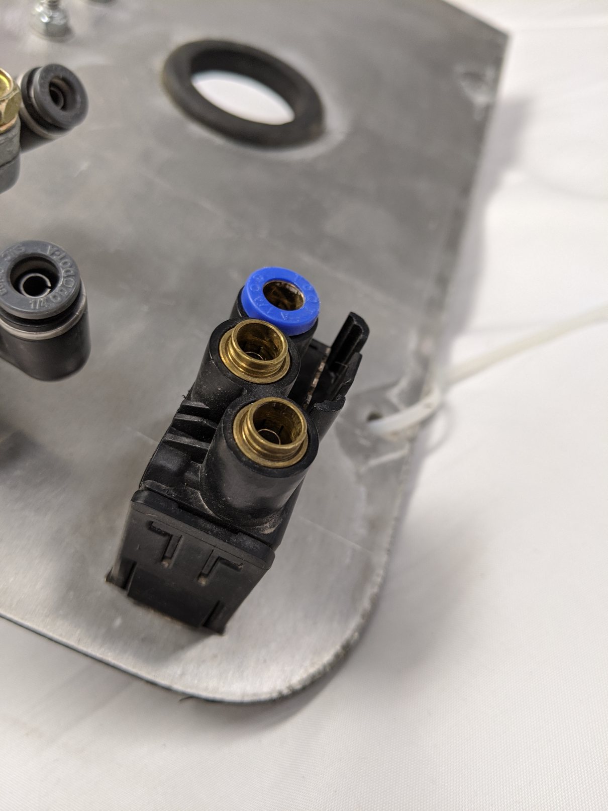 Used Freightliner Cascadia P3 Auxiliary Instrument Panel -P/N 22-60660-000