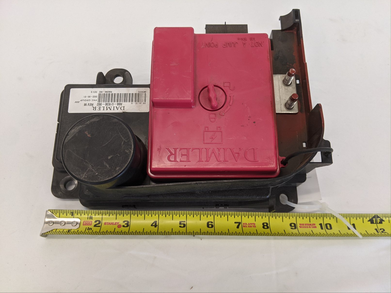 Used Freightliner Daimler Battery Cable Access Power Module - P/N A66-01830-002 (10171276263740)