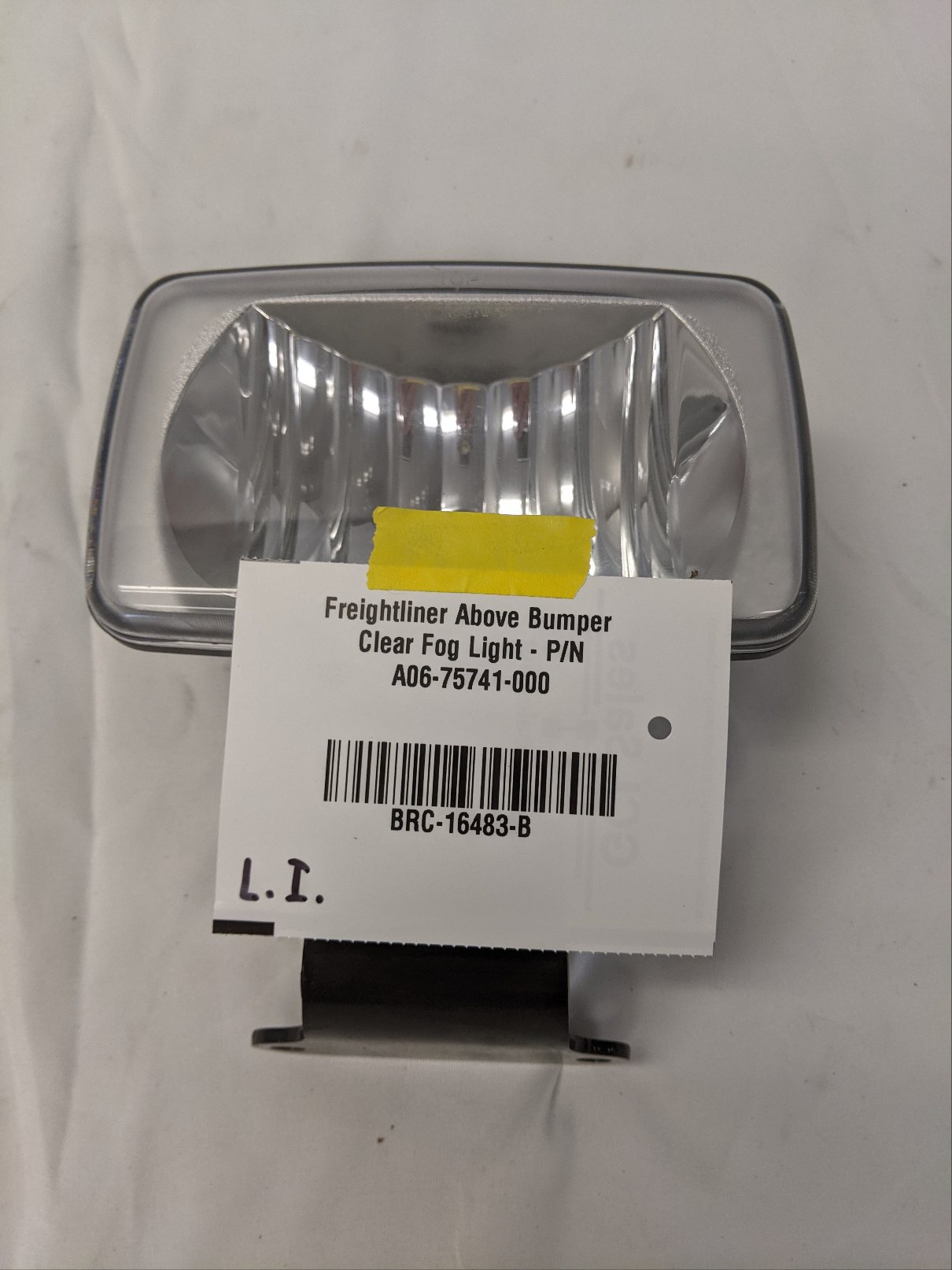 Freightliner Above Bumper Clear Fog Light - P/N A06-75741-000