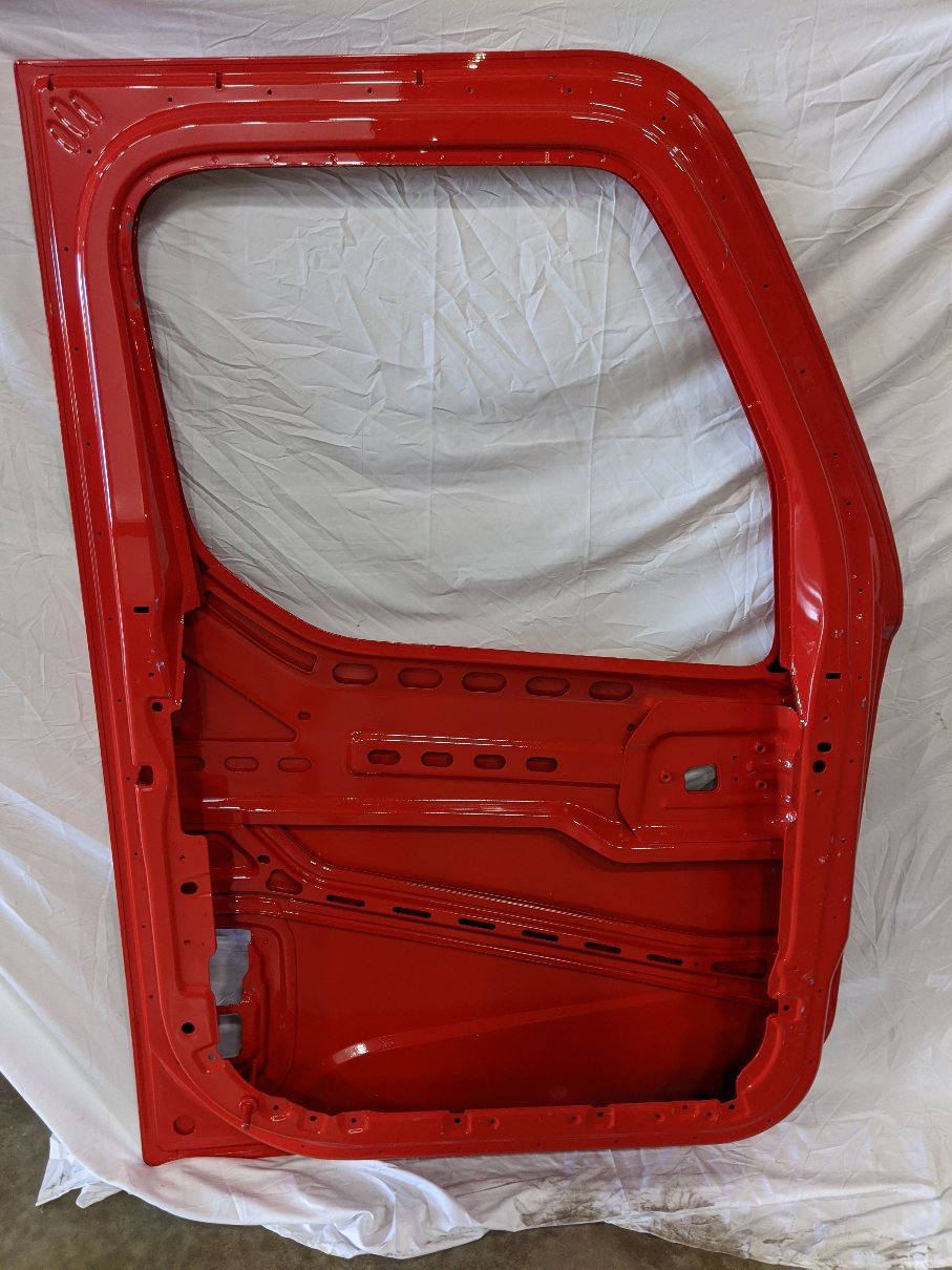 Damaged (1/2 Hr) Western Star 49x, 47X, 57X LH Cab Door Shell -P/N A18-74435-000 (10084790731068)