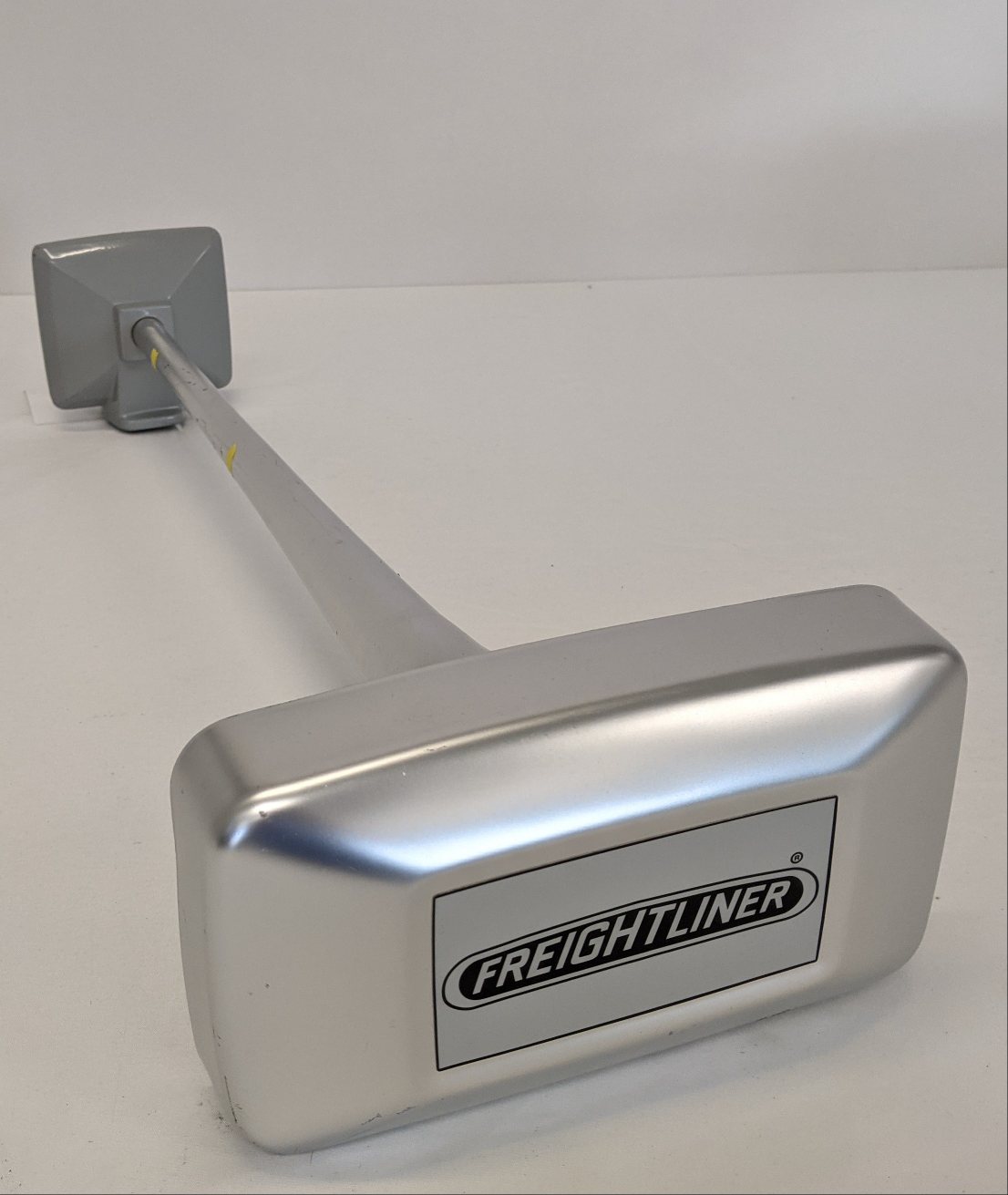 Freightliner 26" Bright Rectangular Air Horn w/ Logo - P/N 22-58124-000 (10097191780668)