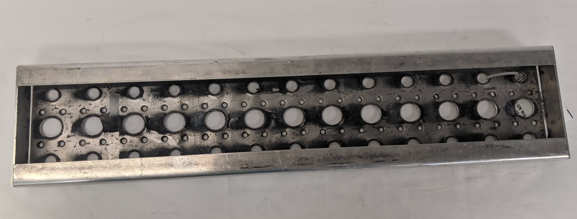 Freightliner 25 7/8" Fuel Tank Step - P/N A22-57757-066