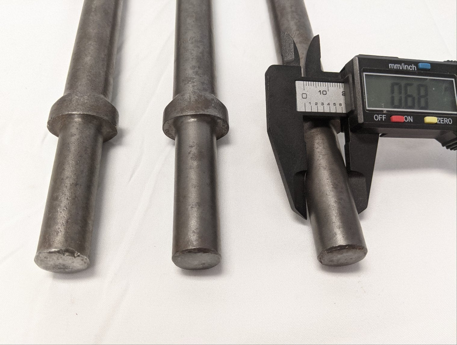 Hammer Chisel Set | 3 Pieces | 1" & 3" Flat Chisels | 12" Round Shank | Used