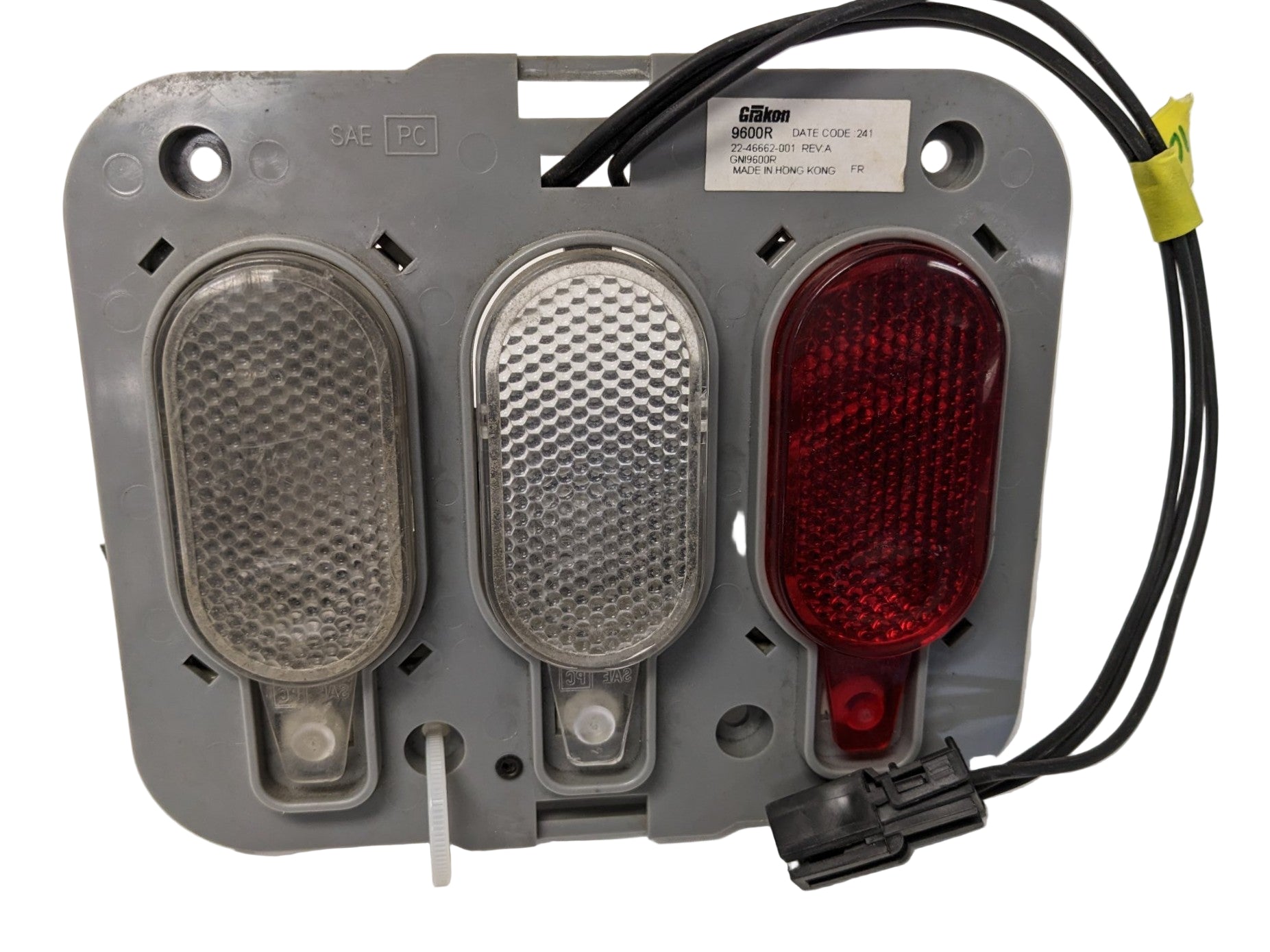 Freightliner Grakon Three Piece Dome Light - 22-46662-001