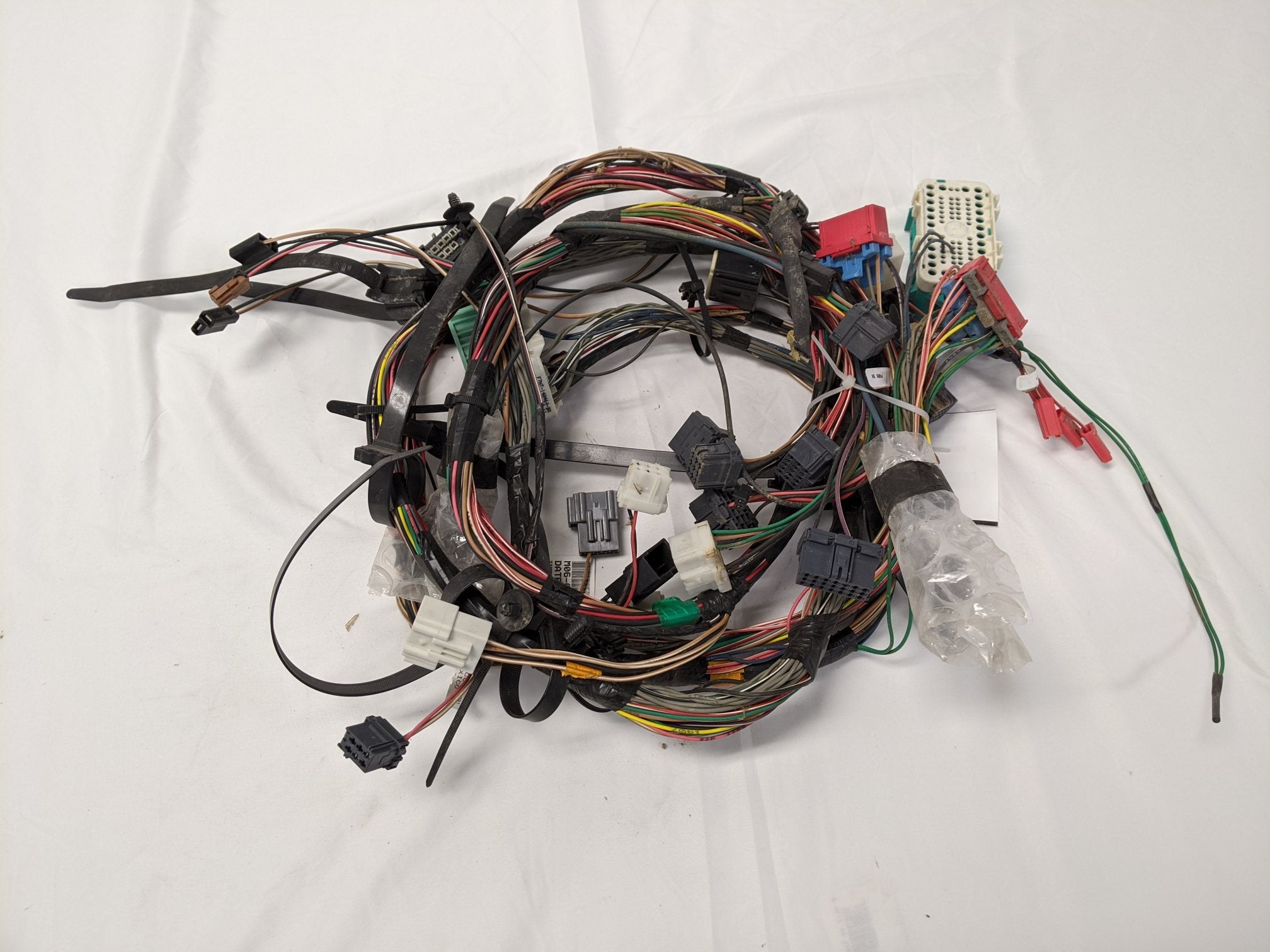 Used Freightliner Cascadia P3 Main Dash Wiring Harness - P/N 06-00003-091