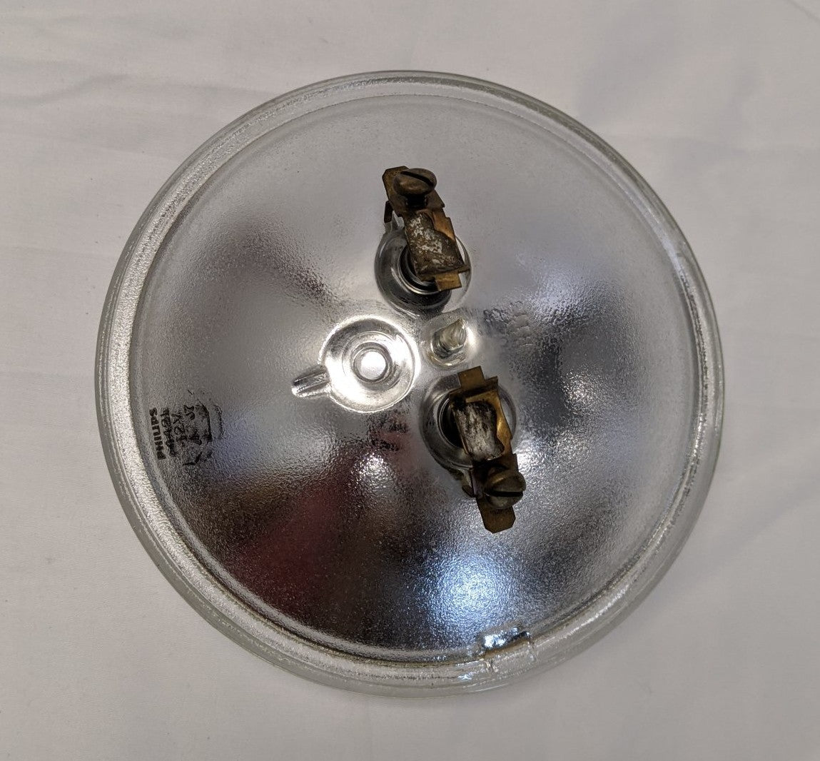 New Phillips Sylvania Single Filament Sealed Beam Fog Lamp - P/N PLC 4421