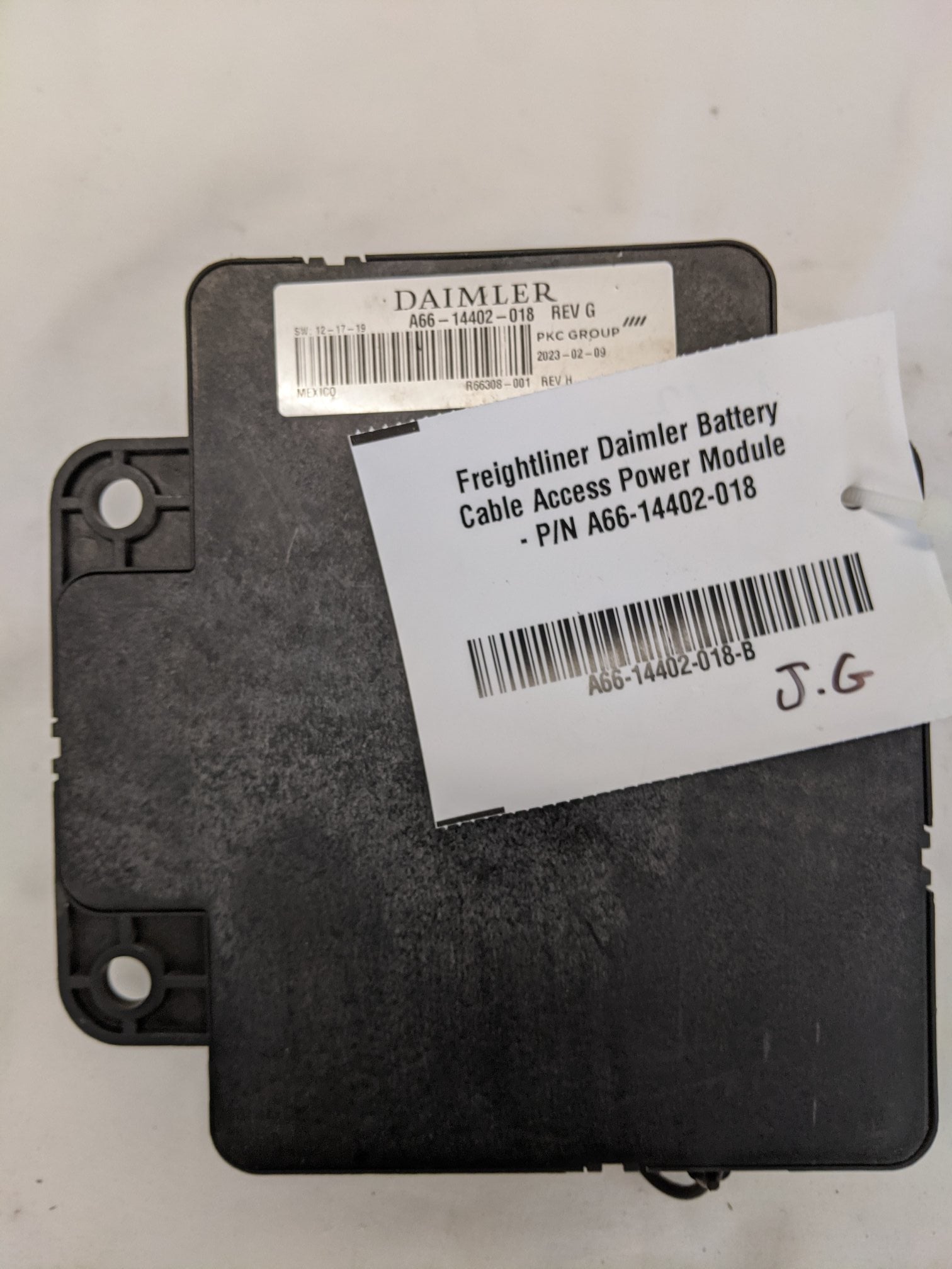 Freightliner Daimler Battery Cable Access Power Module - P/N A66-14402-018 (10173263446332)