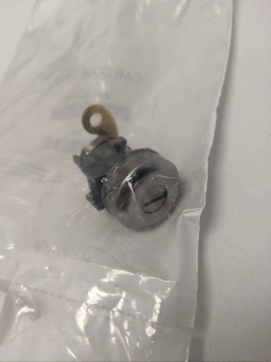 Freightliner M2/P3 4-Key Door & Ignition Lock Set W22-00076-018