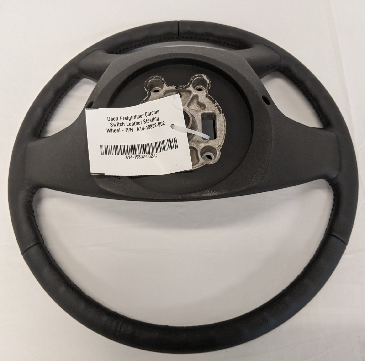 Used Freightliner Chrome Switch Leather Steering Wheel - P/N  A14-19802-002 (6816128008278)