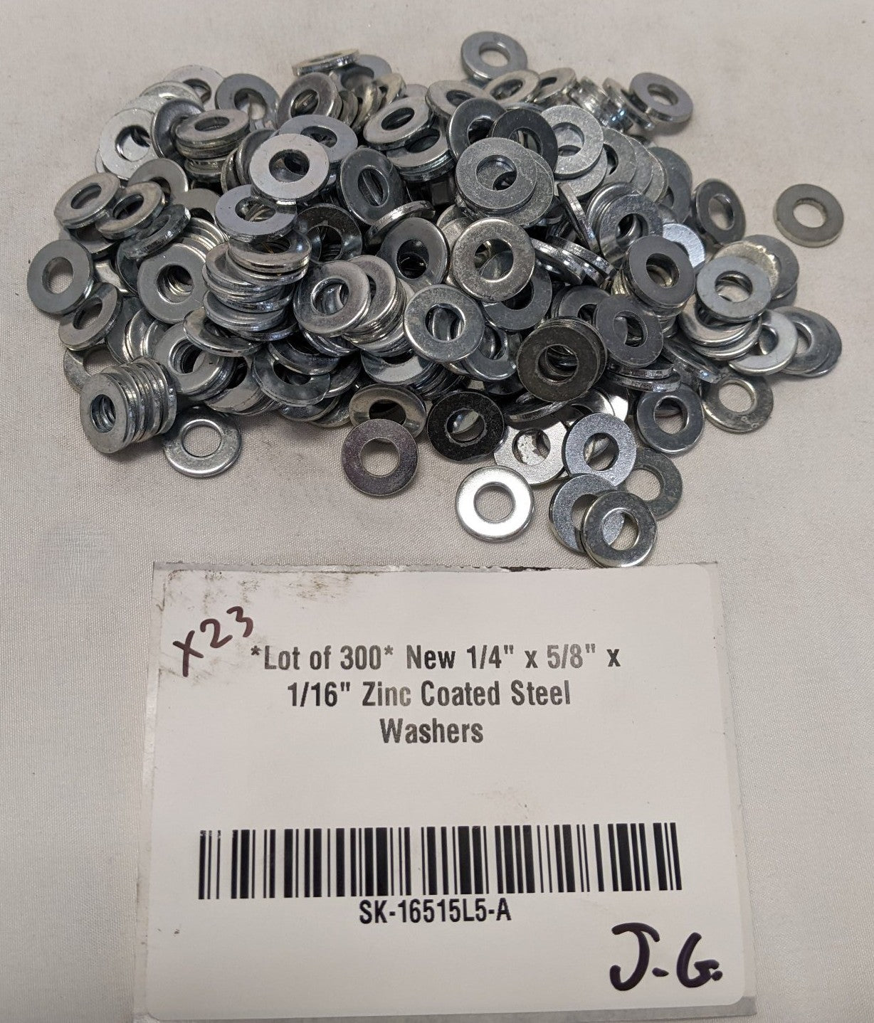 300 Zinc Coated Steel Flat Washers 1/4"