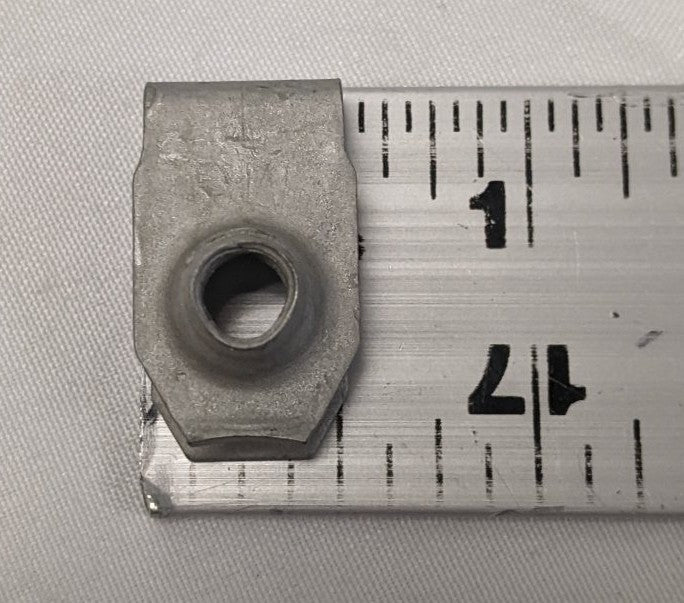 100 M6X1 Galvanized Steel U-Clip Speed Nuts