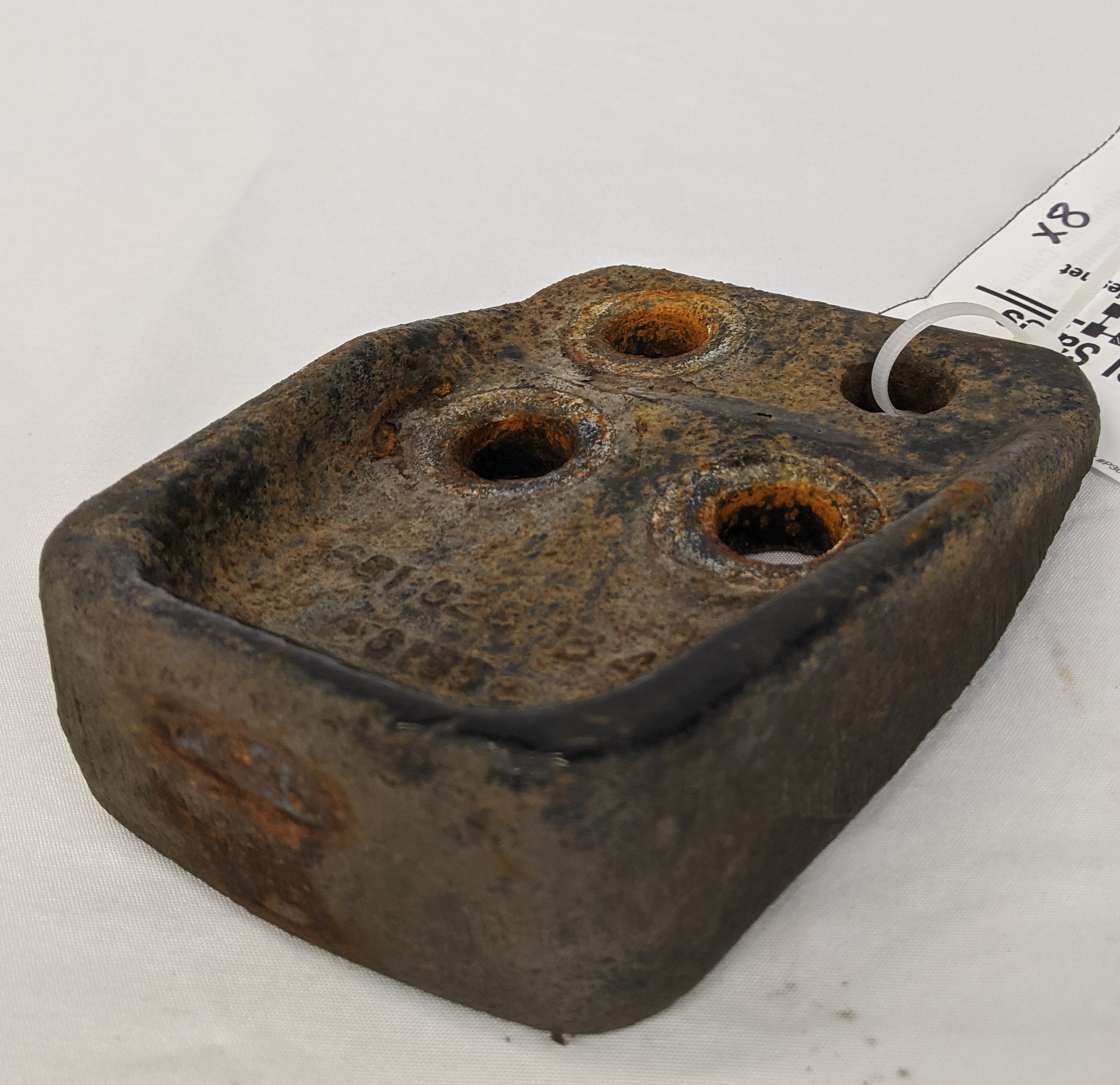 Used Freightliner Columbia Rear Axle Suspension Stop Bracket - P/N 681 328 18 40 (10091732304188)