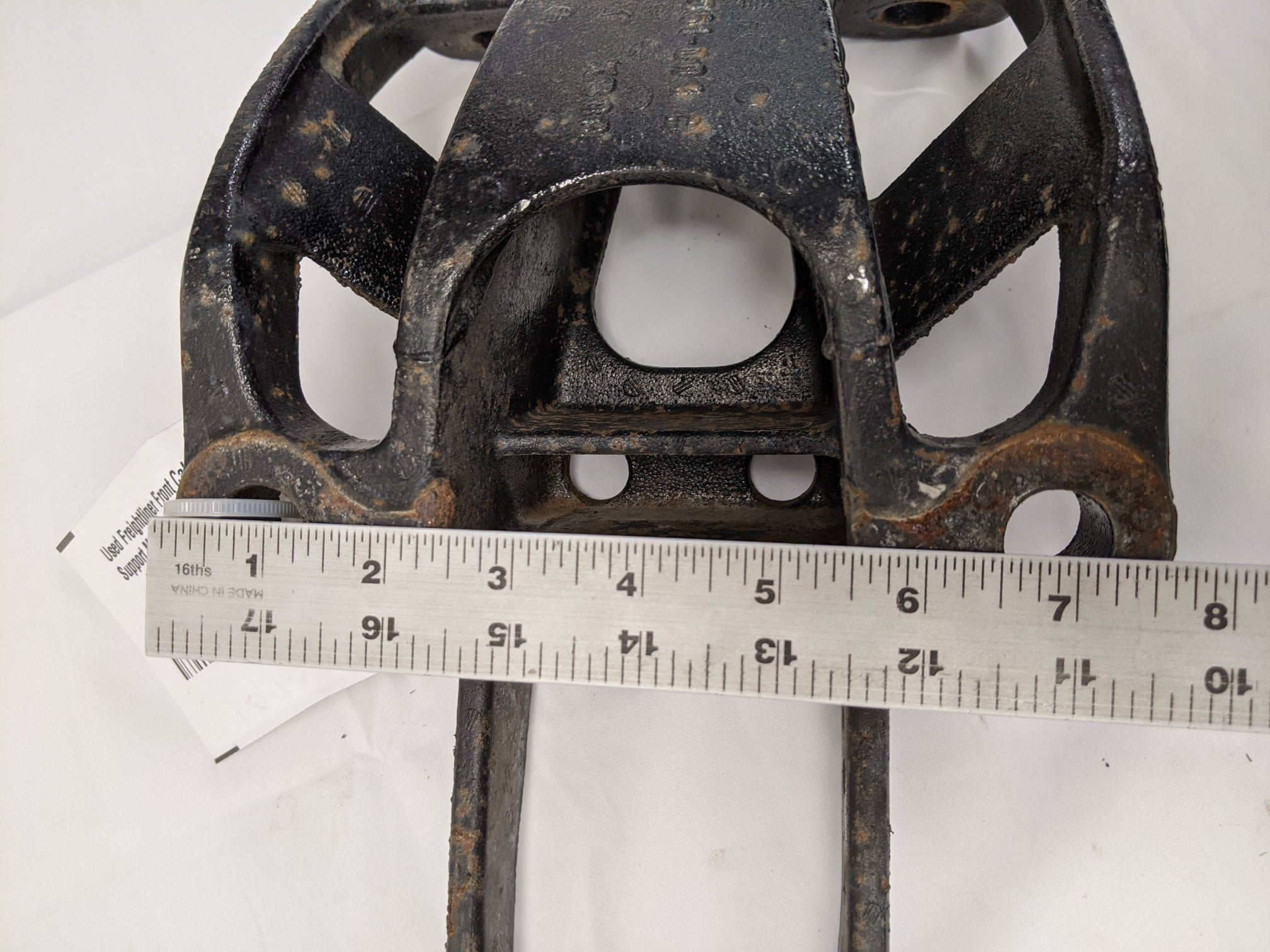 Used FTL Cascadia P4 Front Cab Support Mounting Bracket - P/N R18-67961-001