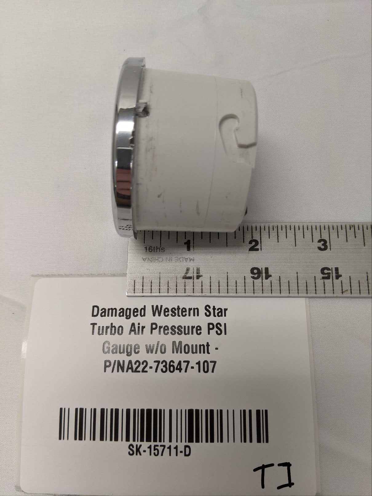 Western Star Front Axle Oil Temp Gauge (A22-73647-107) - Damaged