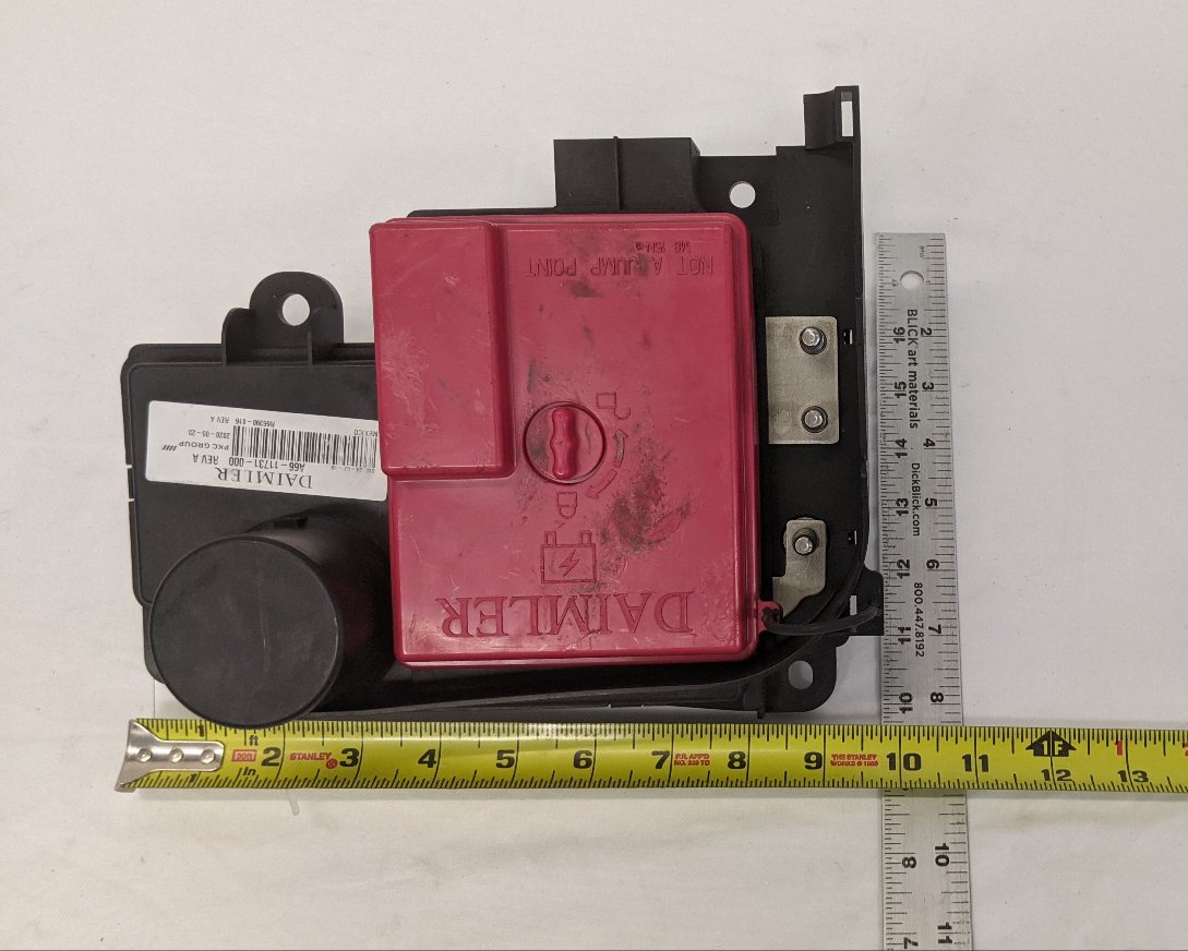 Freightliner Daimler Battery Cable Access Power Module - P/N A66-11731-000 (10171293303100)