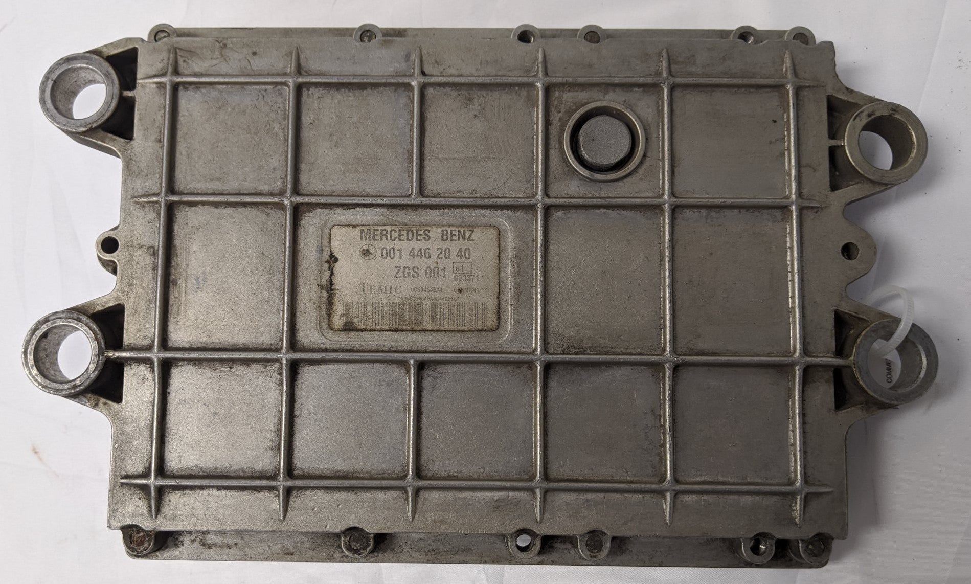 Used Mercedes-Benz Detroit Diesel PLD Engine Control Module - P/N 001 446 20 40