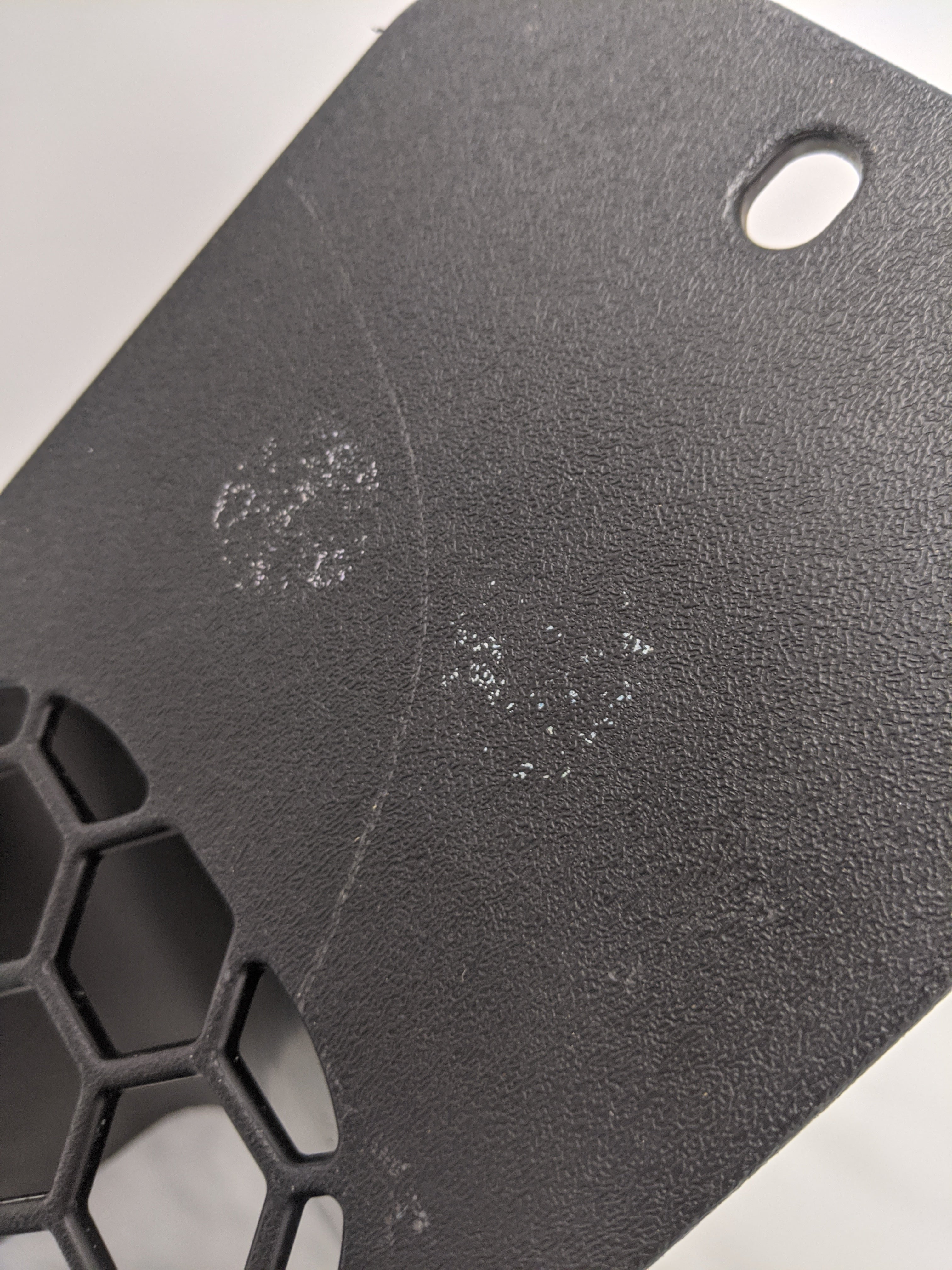 Used Freightliner Heater/Air Conditioner Duct Screen - P/N  KYS 1000134590