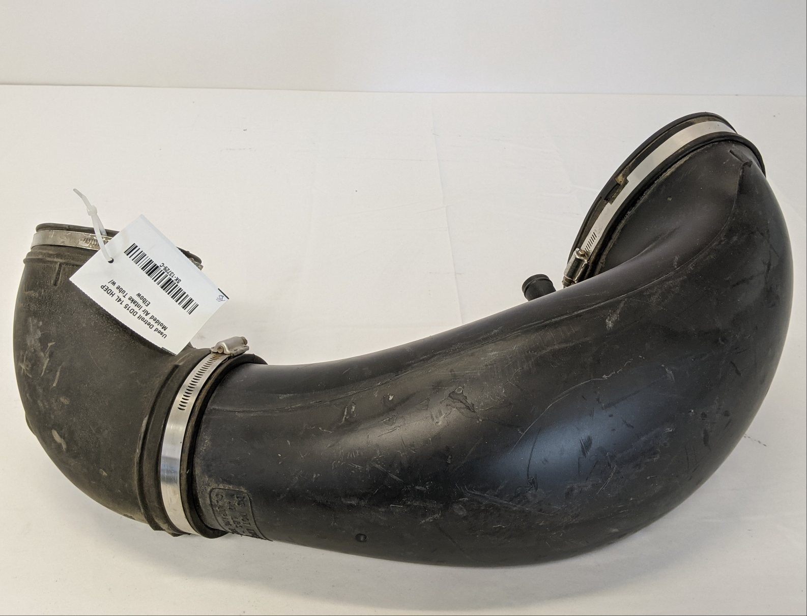 Used Detroit DD15 14L HDEP Molded Air Intake Tube w/ Elbow- P/N 03-36089-001 (10025659826492)