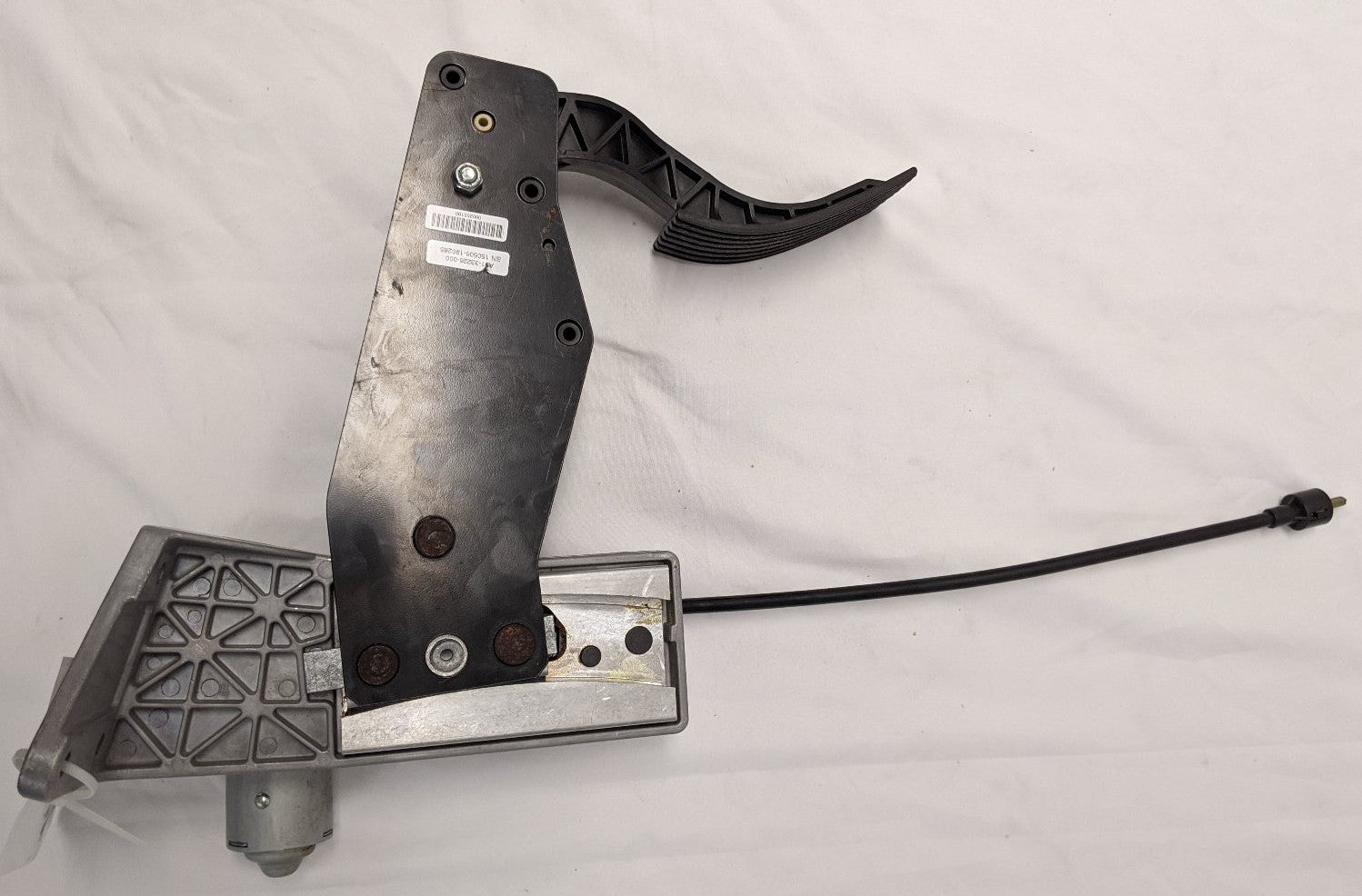 Freightliner Adjustable Suspension Pedal Assembly - A01-33226-000