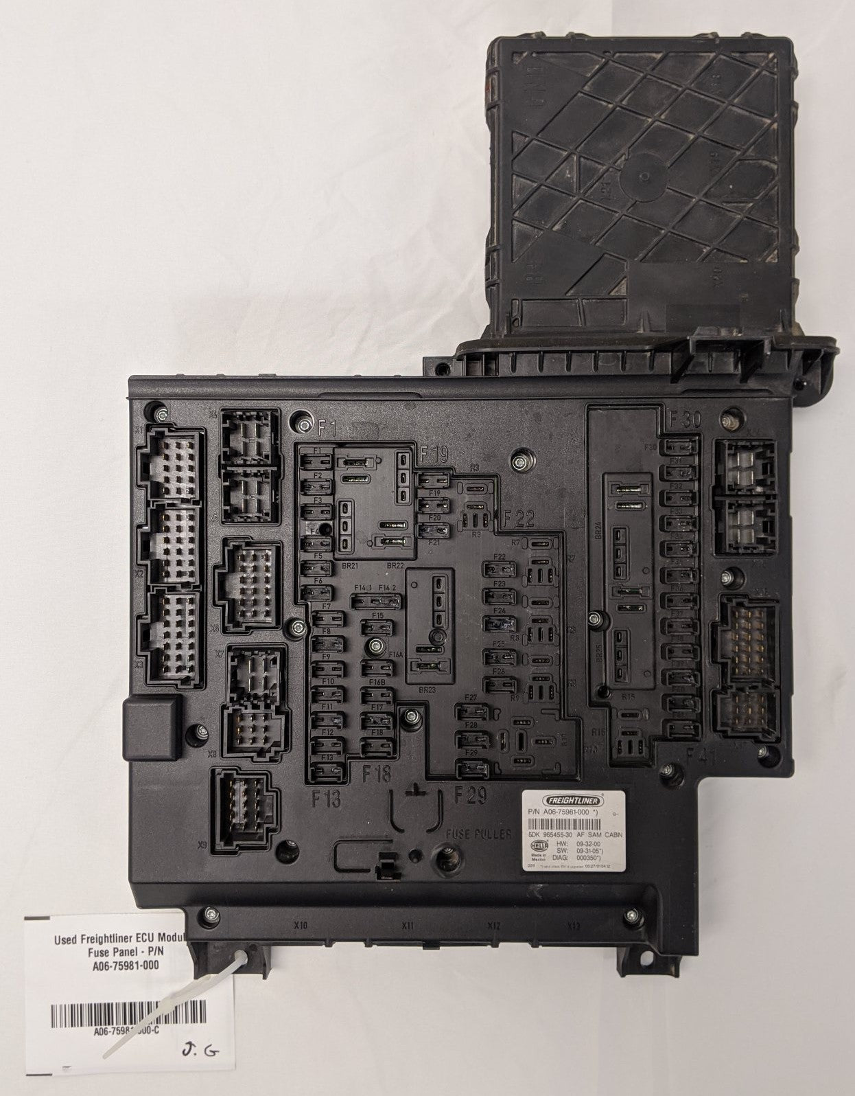 Used Freightliner ECU Module Fuse Panel - P/N A06-75981-000