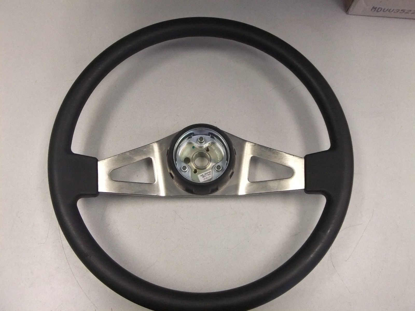 Western Star 18" 2 Spoke Steering Wheel - P/N  38001-3424 (3939609772118)