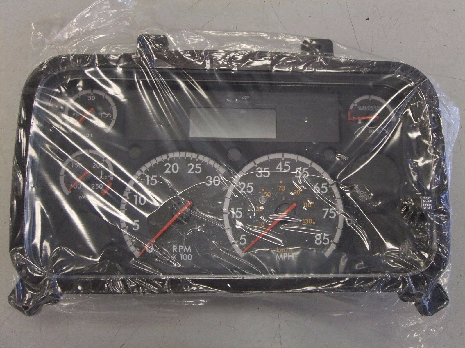 New Freightliner 5-Gauge Dash Instrument Cluster - P/N  A22-73529-000 (3968030769238)