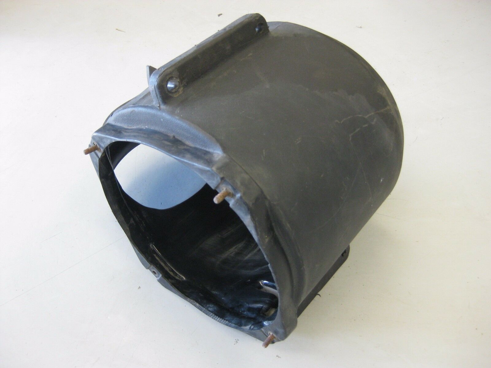 Freightliner Century Engine Air Cleaner Housing - P/N  P534826 (3962846740566)