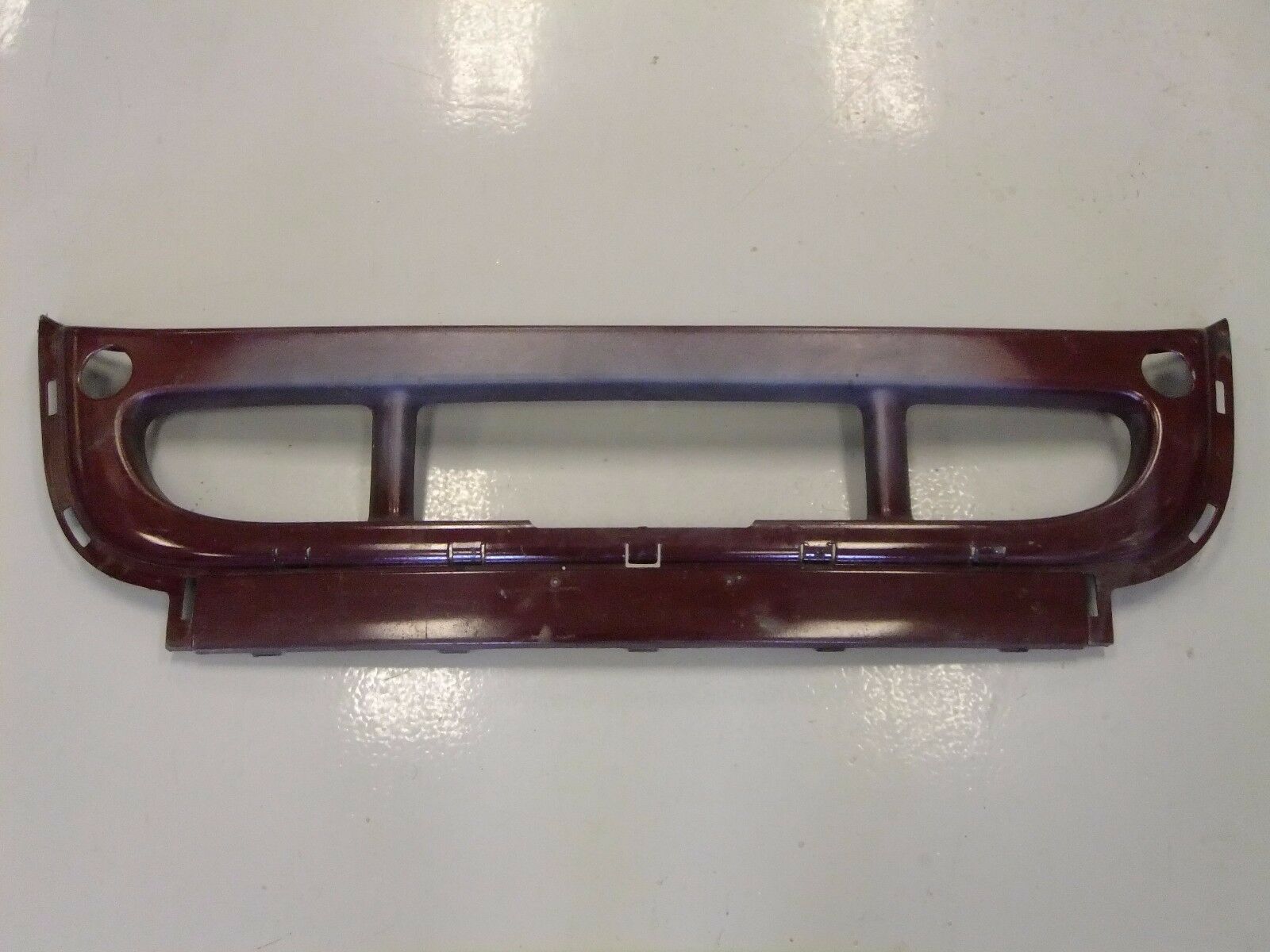 Used Freightliner Cascadia Plastic Front Bumper Facia Center - P/N  21-28446-000 (3939555901526)