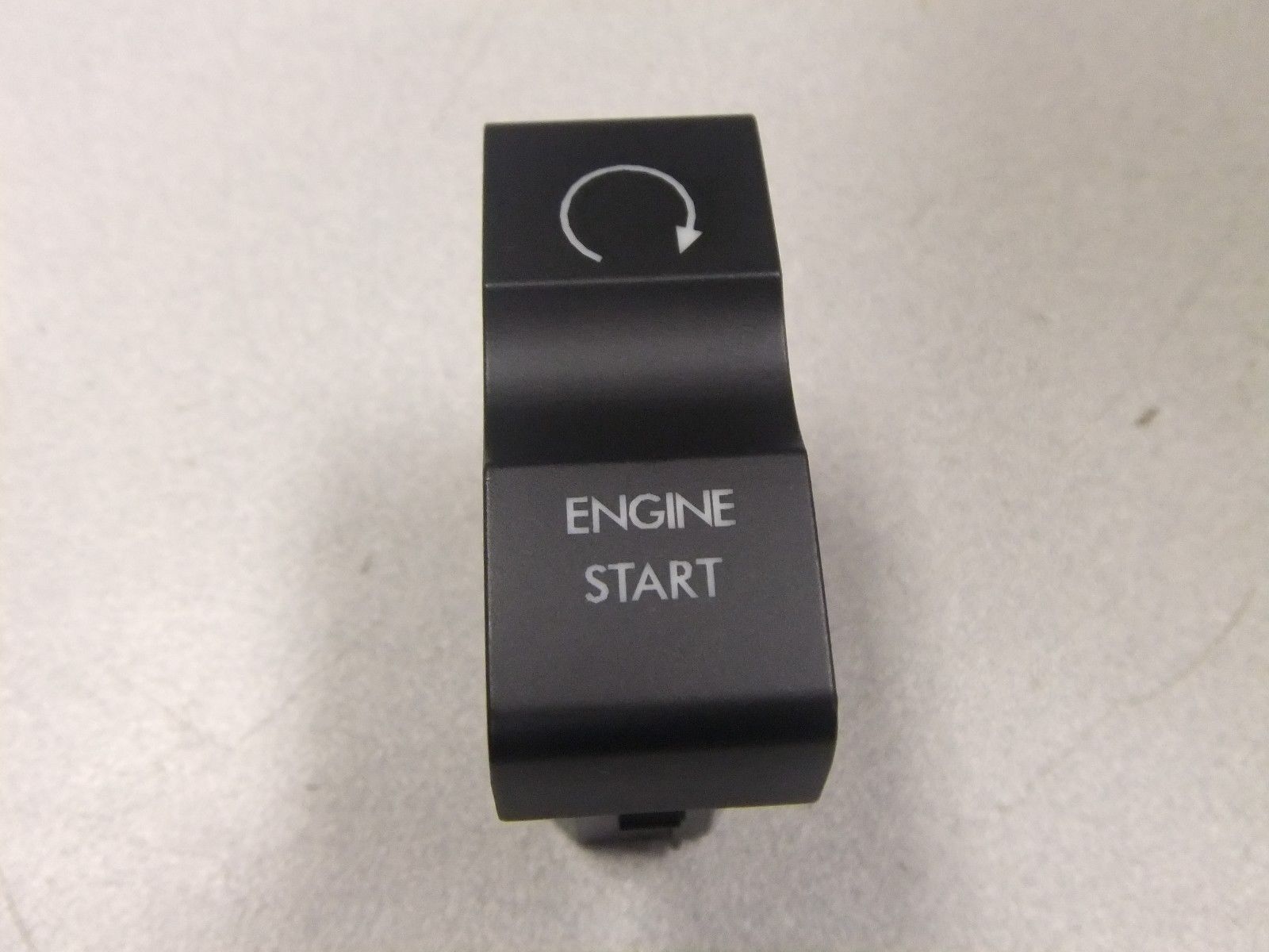 Freightliner HWD Engine Start MSF Rocker Switch - P/N  A06-53783-821 (3939707519062)