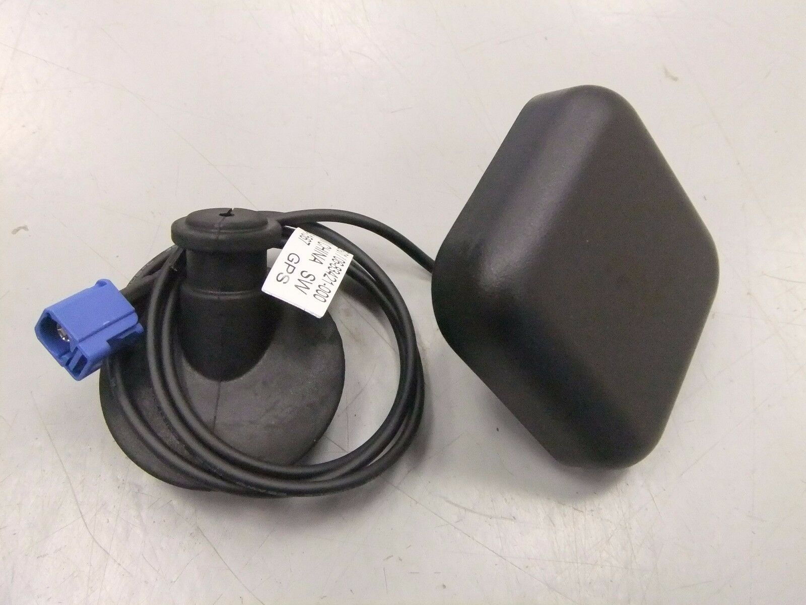 Hirschmann GPS Antenna for Freightliner - P/N's  06-83421-000, HGPS-SX-0122B-01 (3939469328470)