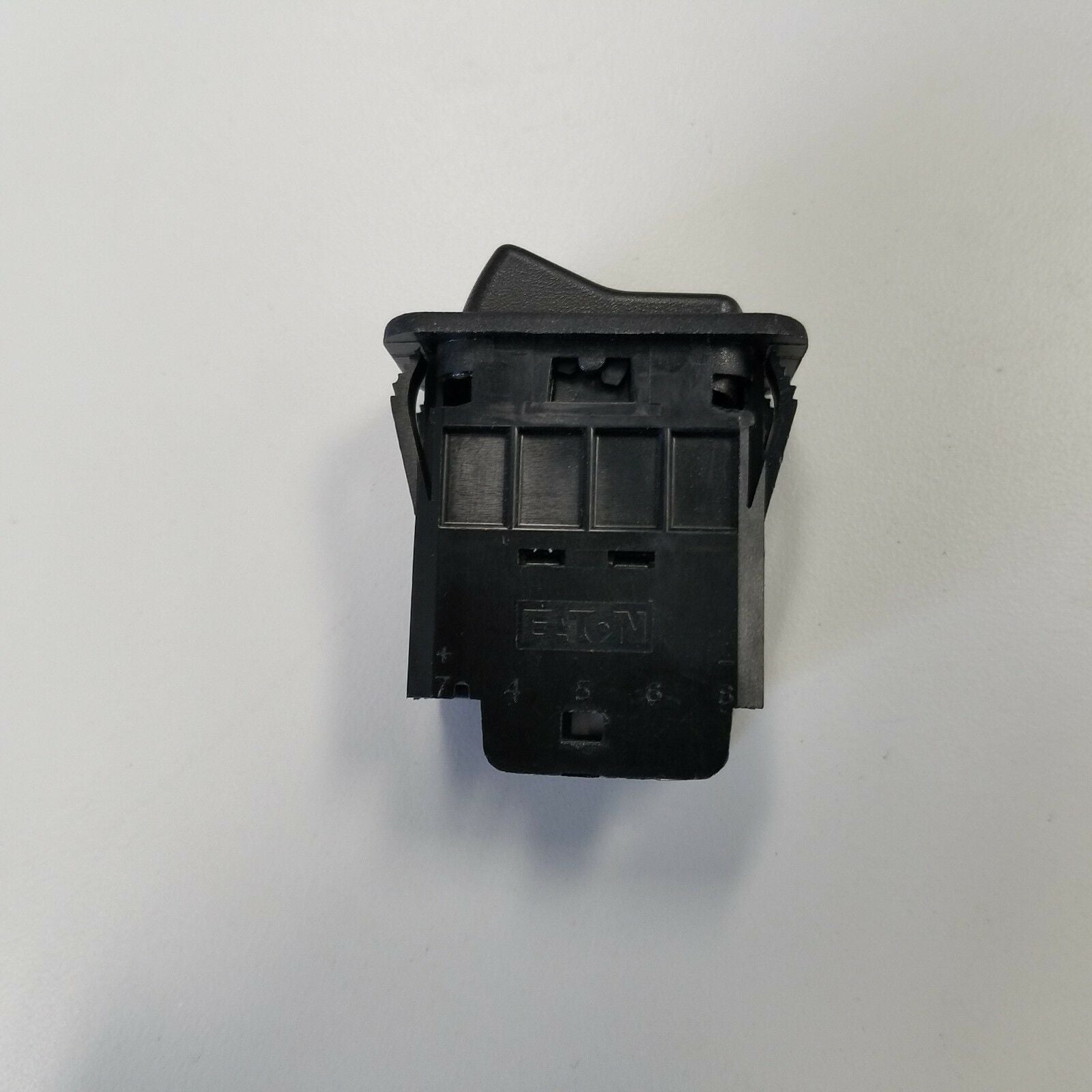 Freightliner Battery Disc. Rocker Switch - P/N  A06-43378-011 (3939701194838)