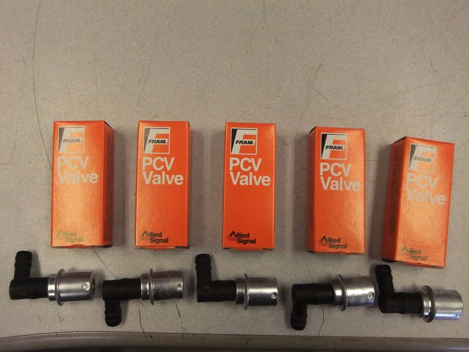 *Lot Of 5* Fram FV184 90­° PCV Valves - P/N  FV184 (3961900367958)