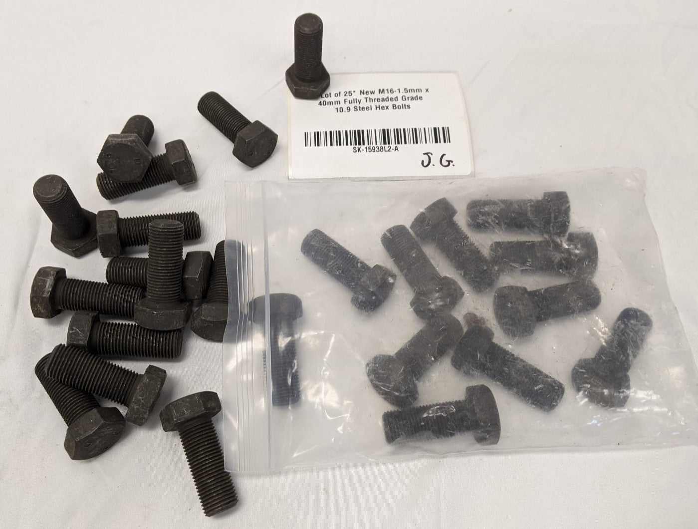 *Lot of 25* New M16-1.5mm x 40mm Fully Threaded Grade 10.9 Steel Hex Bolts