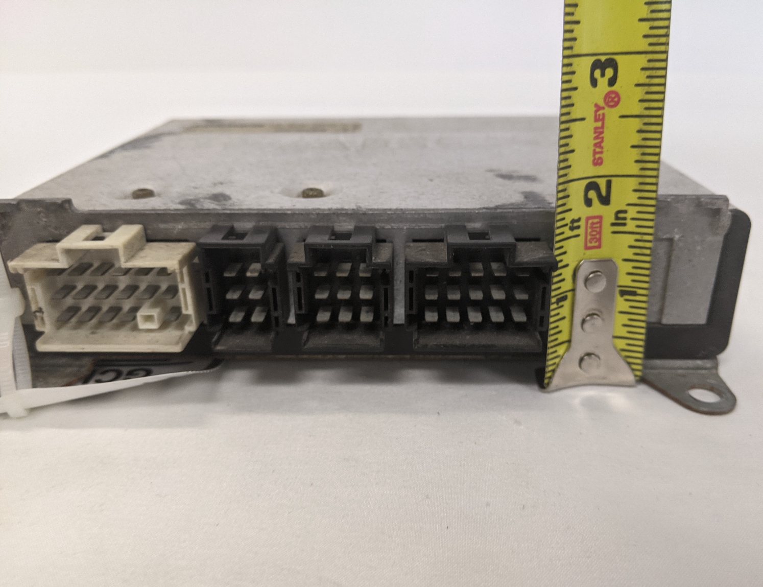 Used Wabco Antilock Brakes Electronic Control Module - P/N WAB 446 004 40 10