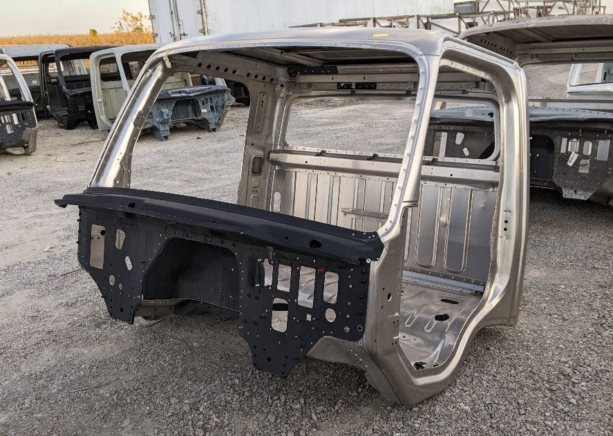 Damaged Freightliner M2 Day Cab Shell #10