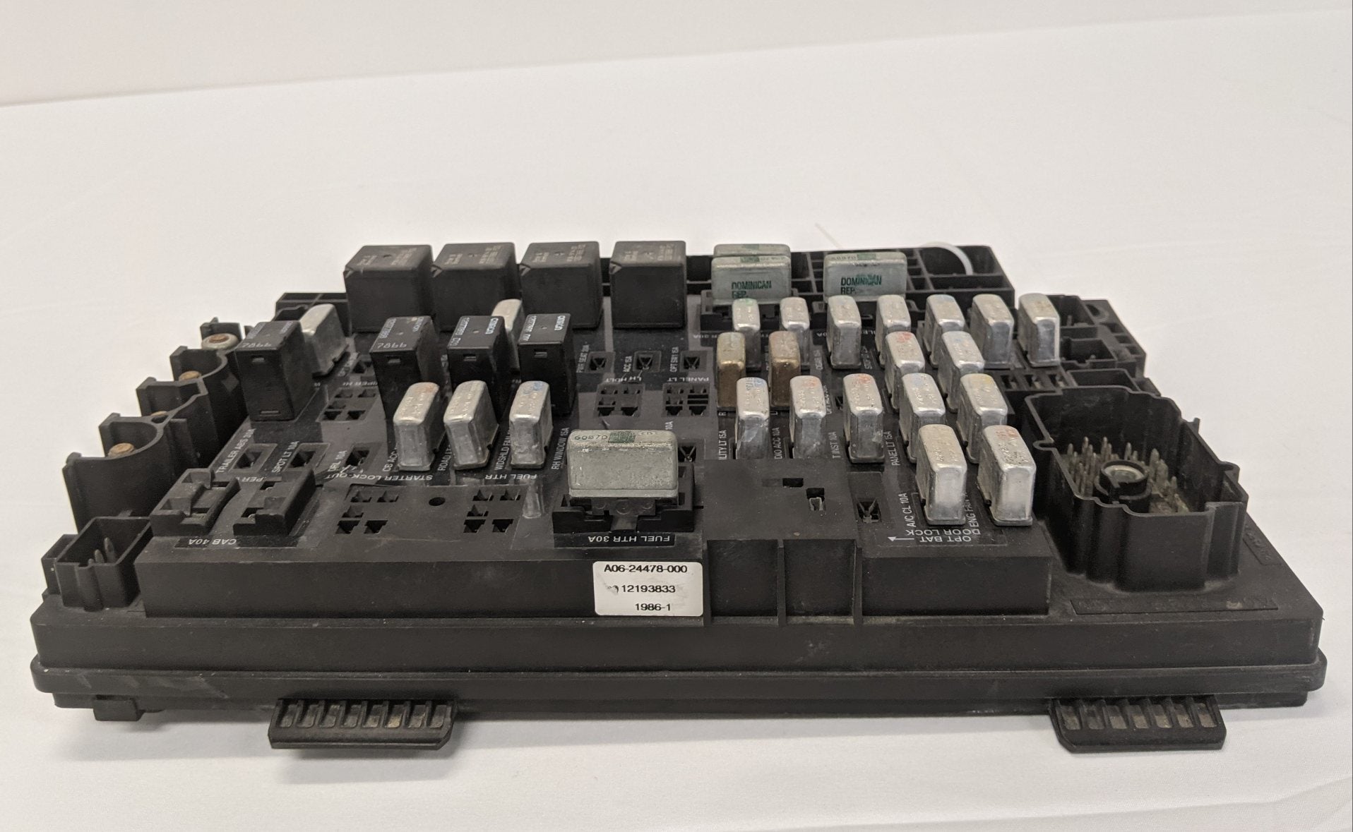 FAB BOXⅢ Freightliner Columbia, Century PDM Fuse Box - A06-24478-000