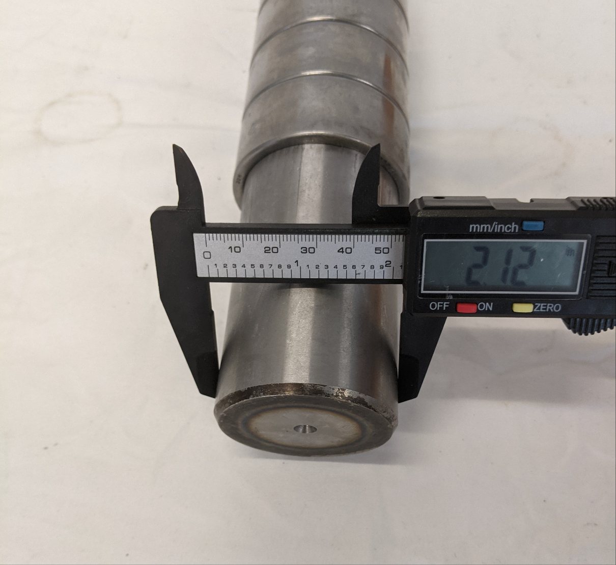 New Freightliner Front R/H Non-Driven Axle King Pin - P/N  MBA 6073300519K (10163659997500)
