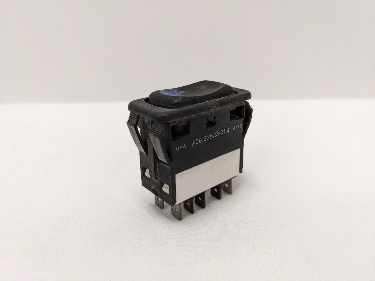 Used Freightliner 10 Prong Optional Rocker Switch - P/N A06-22523-014 (10119431913788)