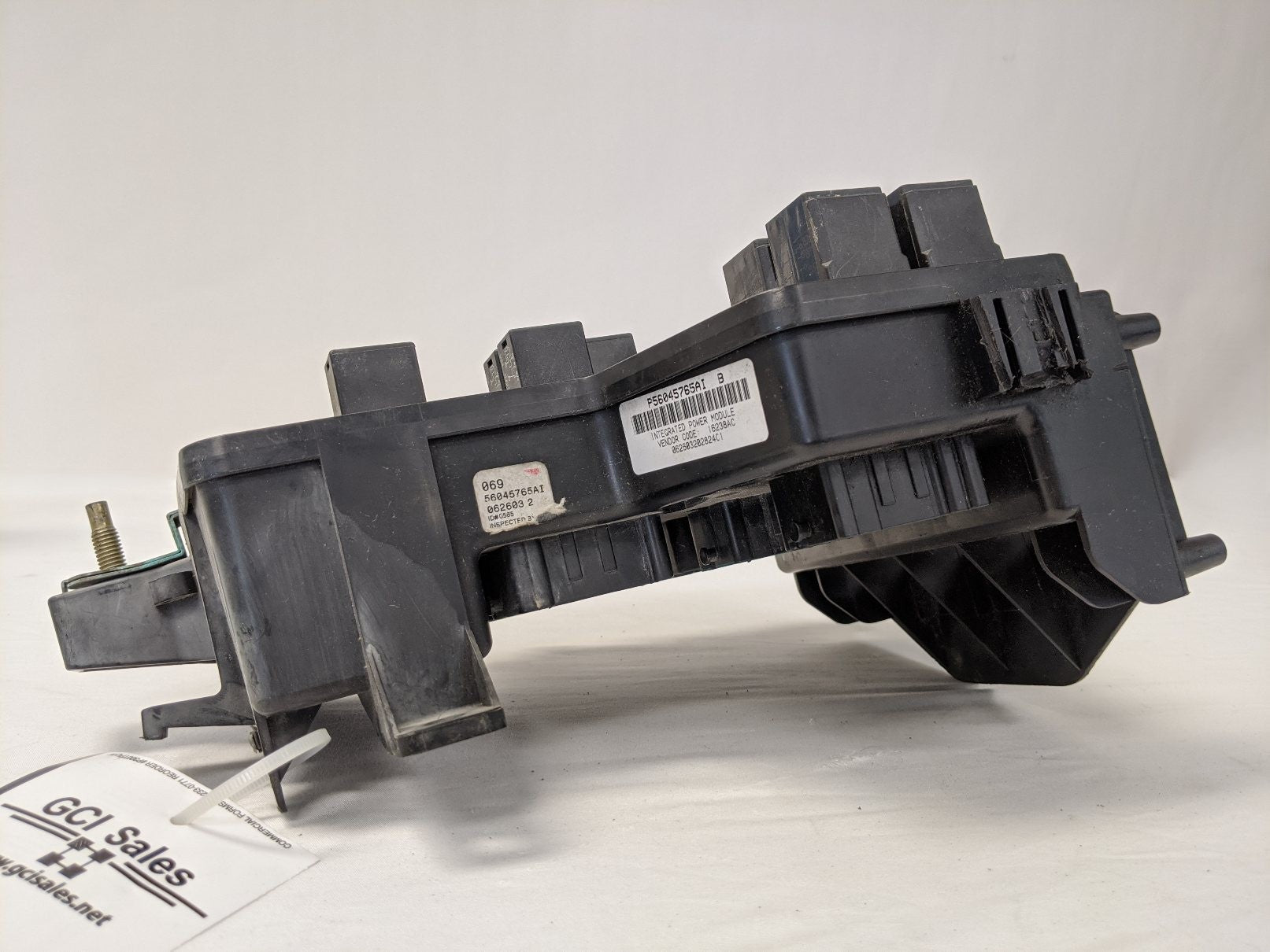 Damaged Dodge Ram 2500, 3500 TIPM Fuse Box Module - P/N 56045765AI