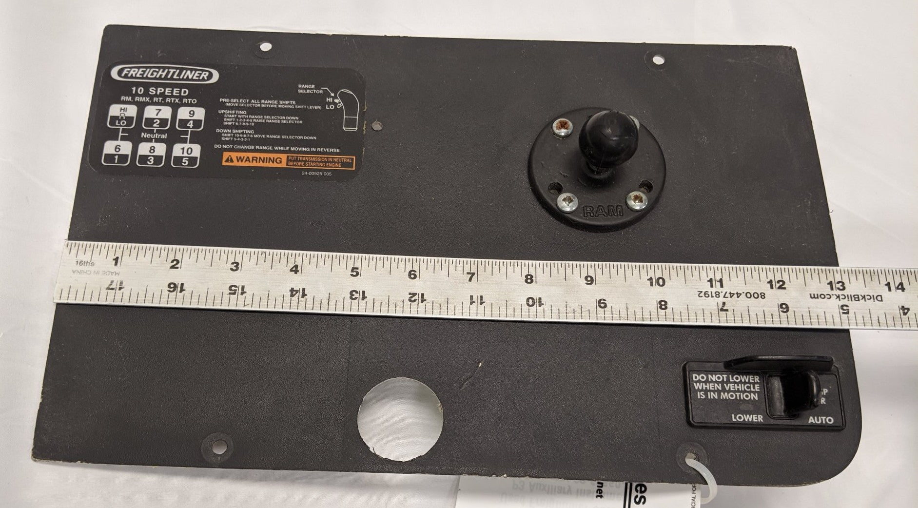 Freightliner Cascadia P3 (22-60660-000) - Auxiliary Instrument Panel