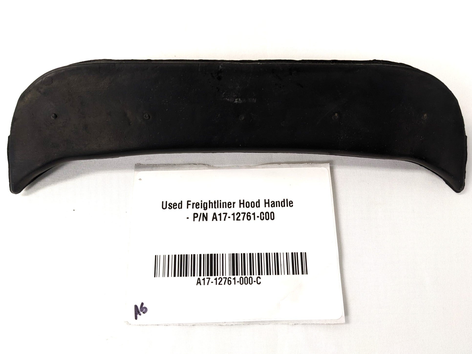 Used Freightliner Hood Handle - P/N A17-12761-000